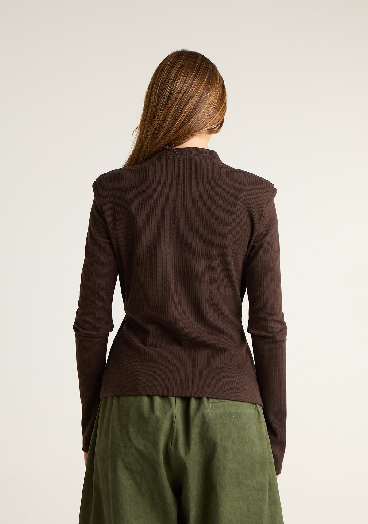 Maglia con patte decorative