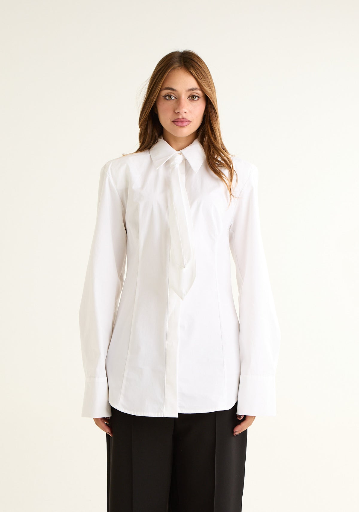Camicia con cravatta