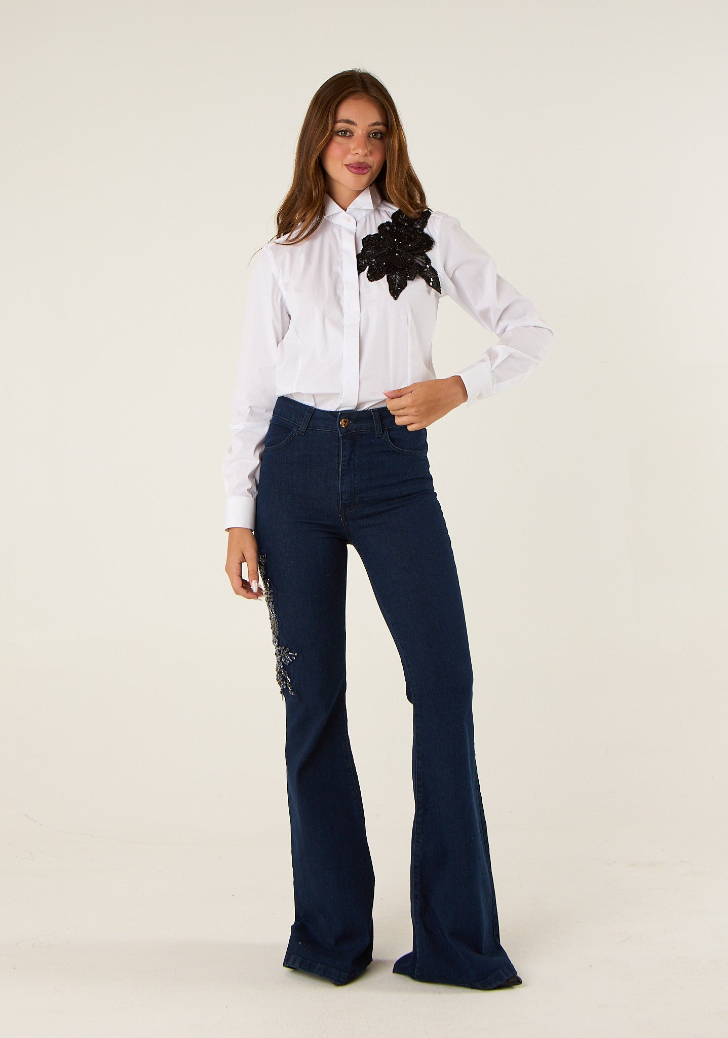 Camicia con applicazione laterale