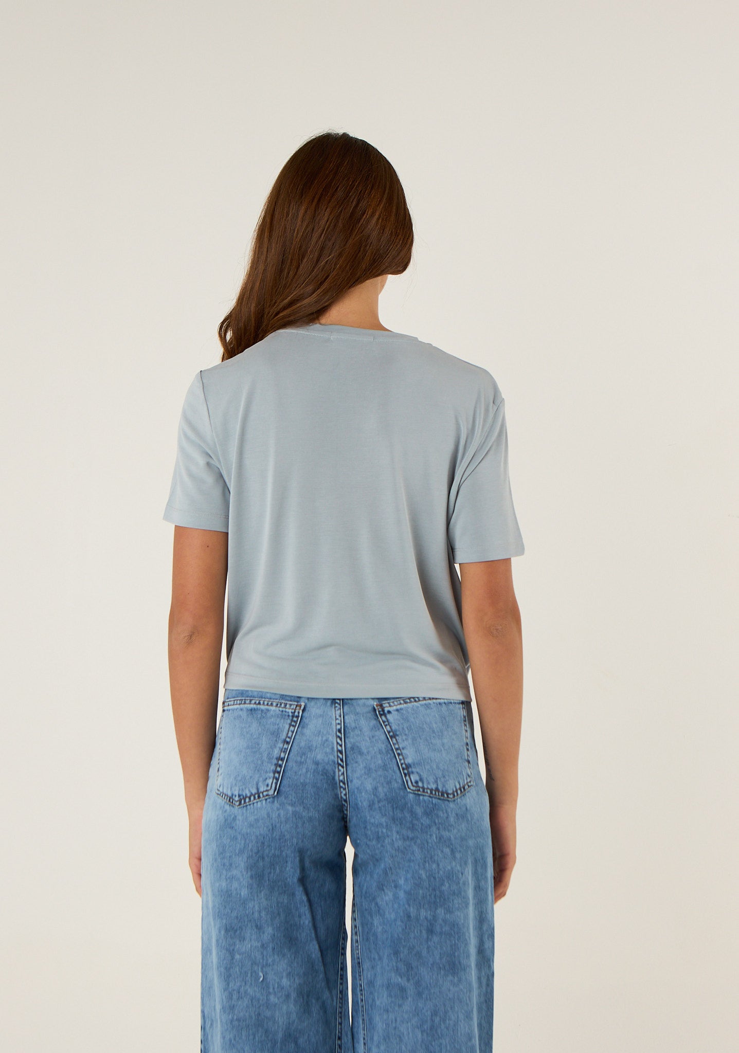 T-shirt crop con nodo
