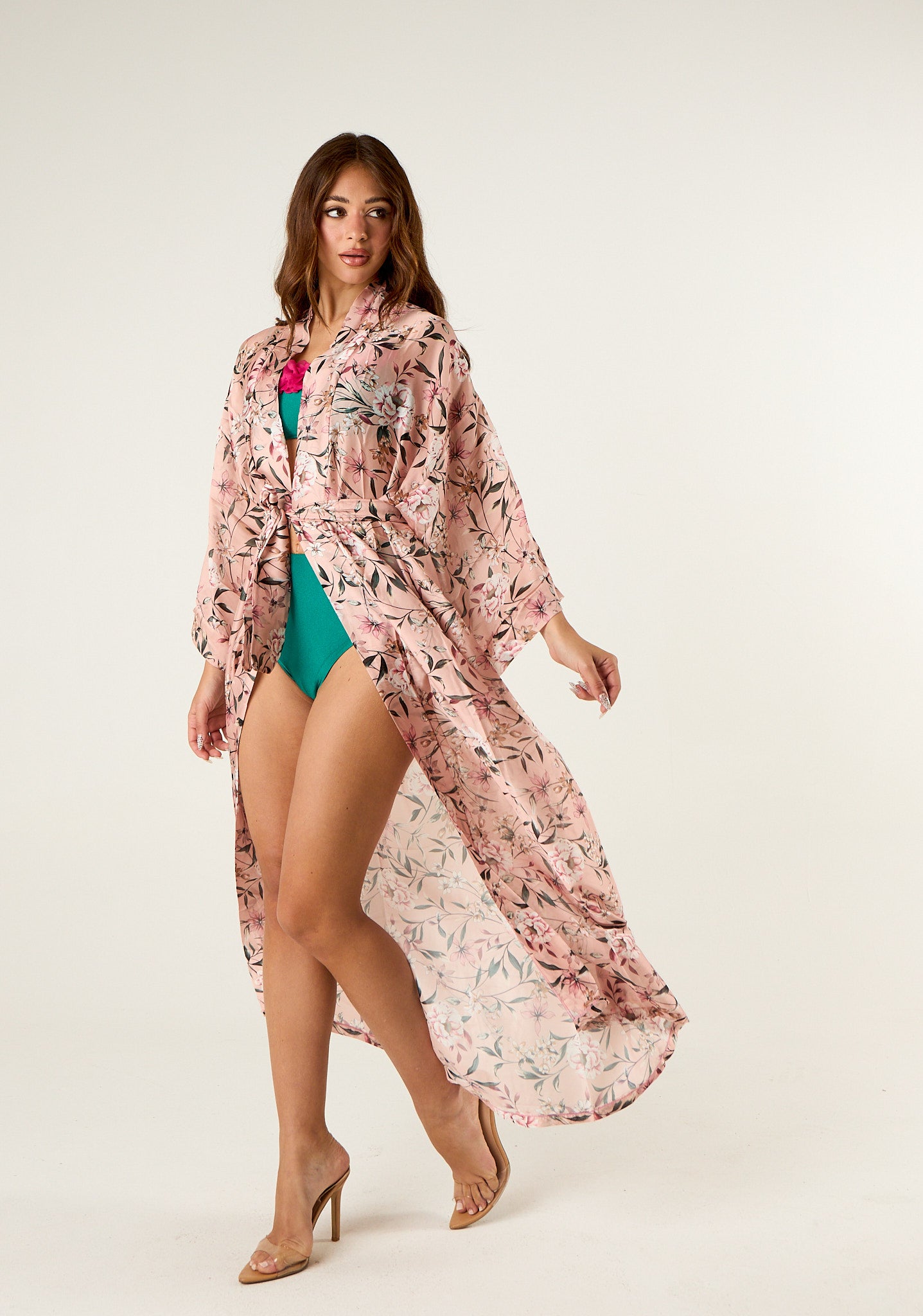 Kimono lungo in tessuto scivolato