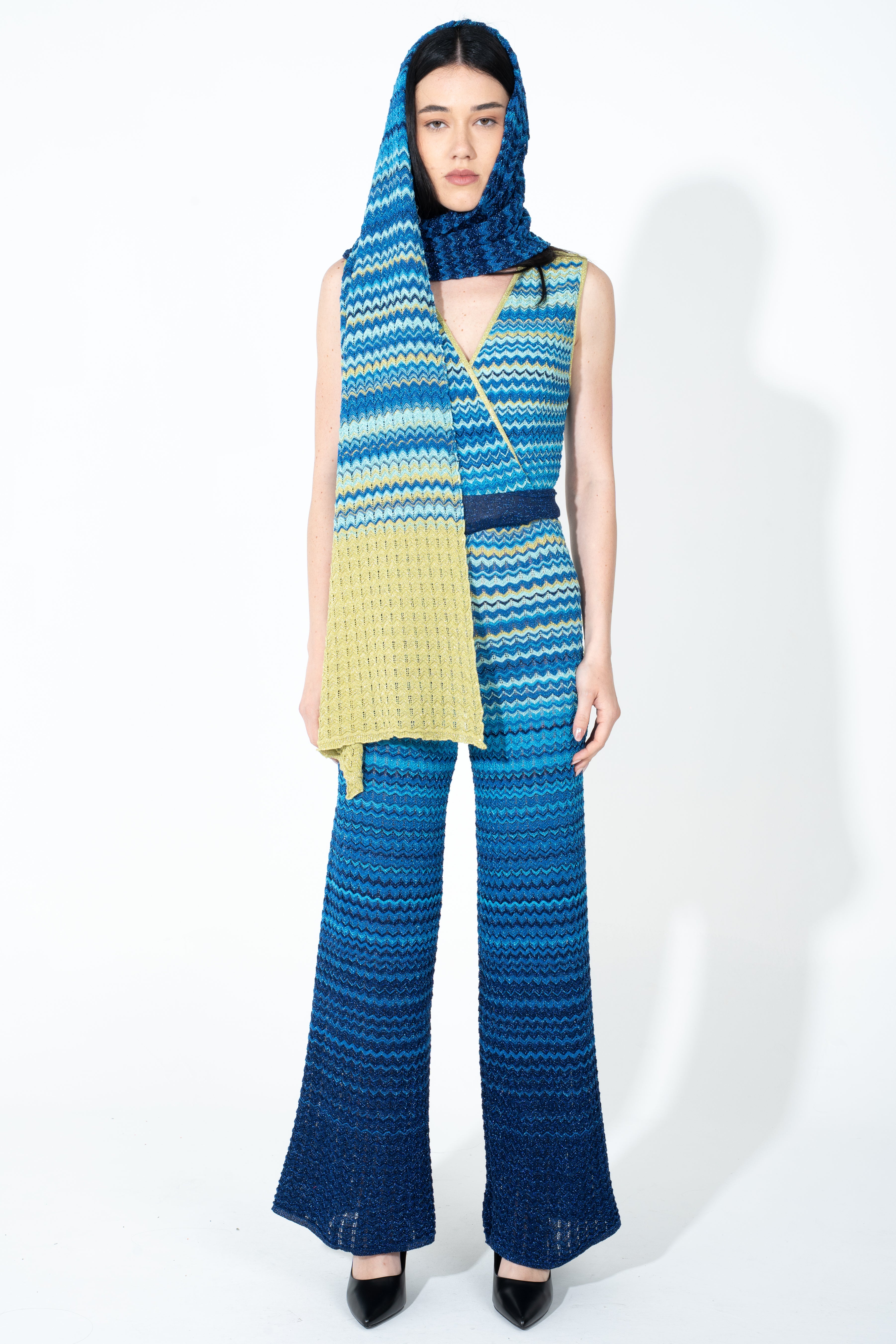 Tuta a righe in maglia