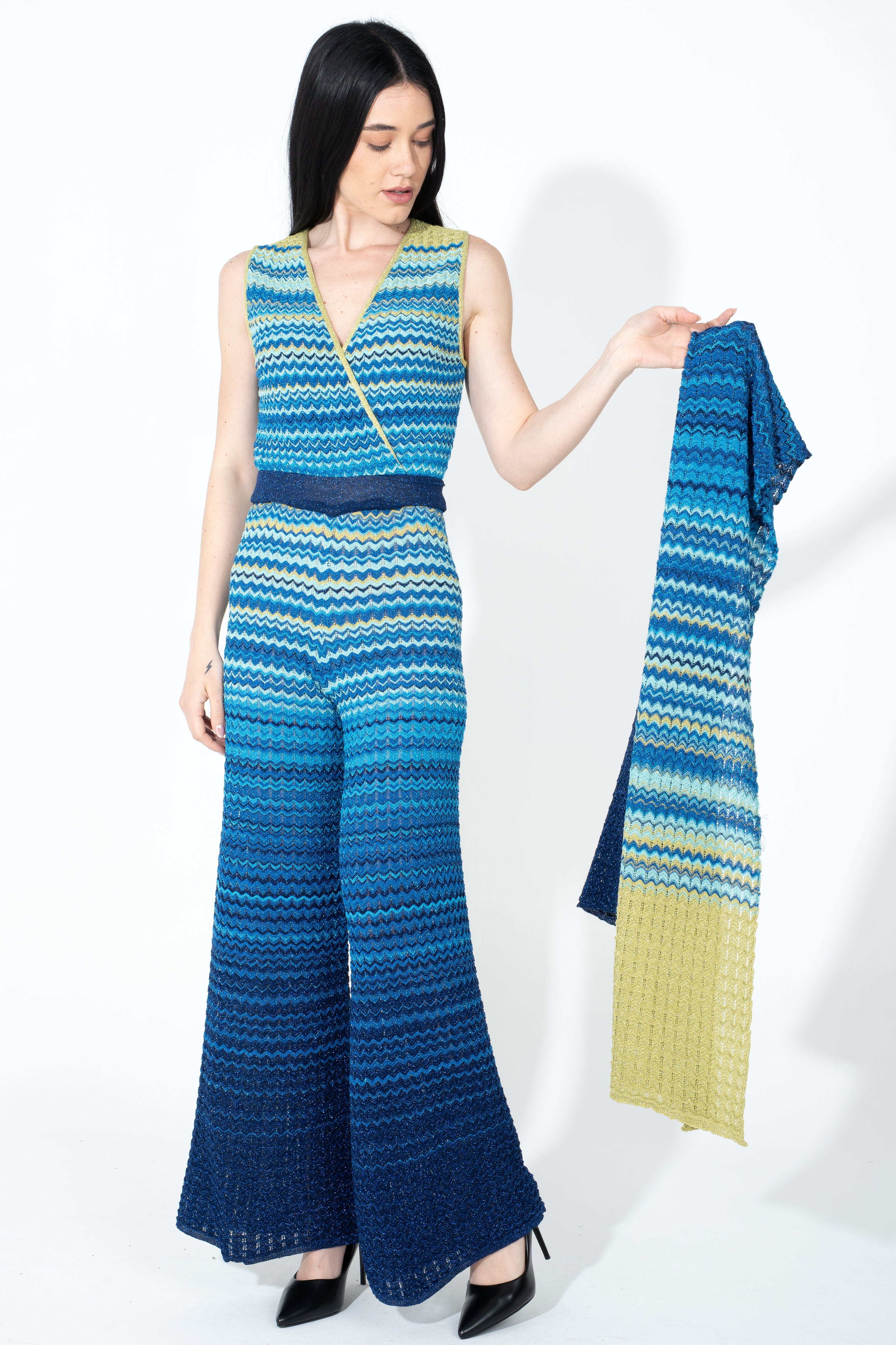 Tuta a righe in maglia