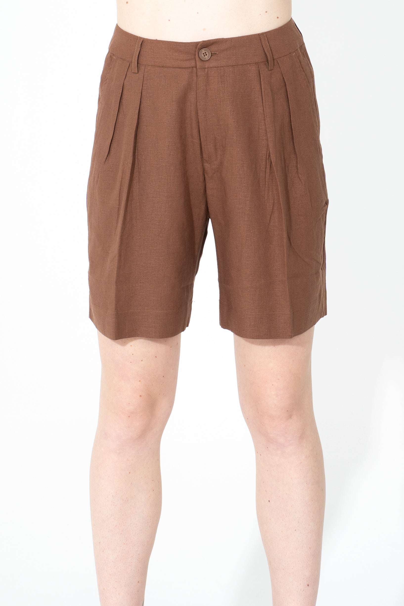 Short morbidi in lino