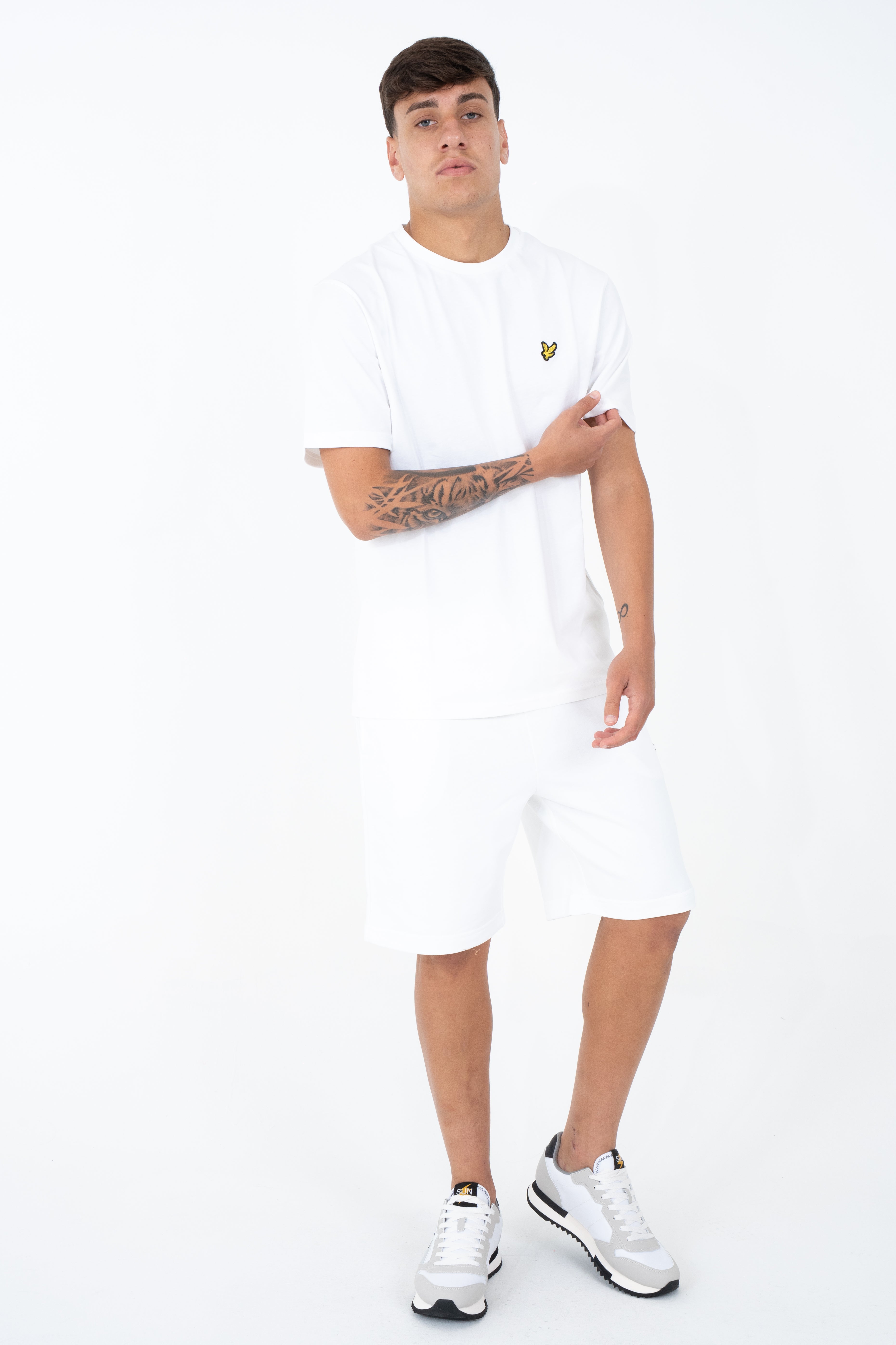Shorts basic in tessuto felpa