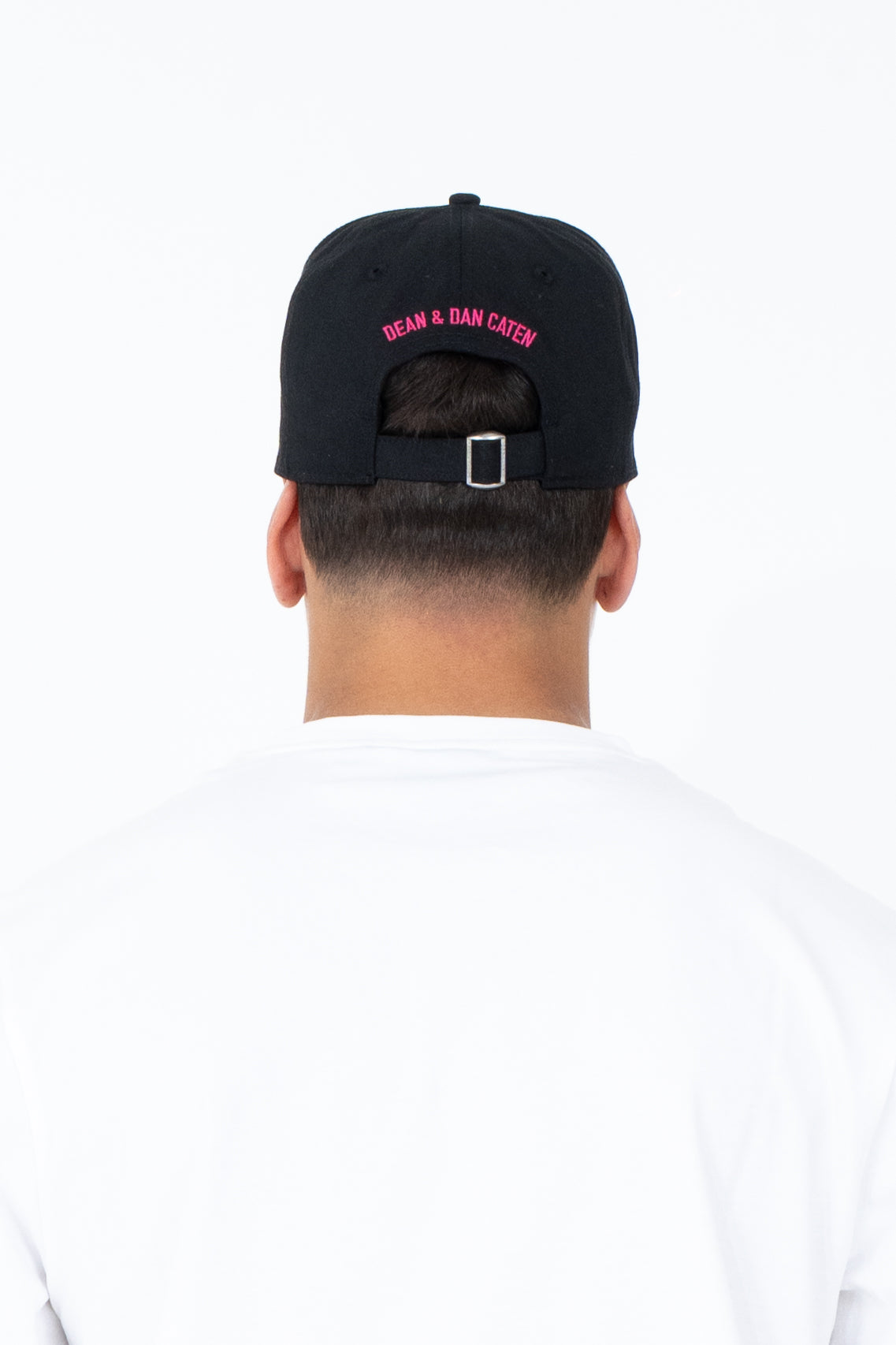 Cappello con visiera