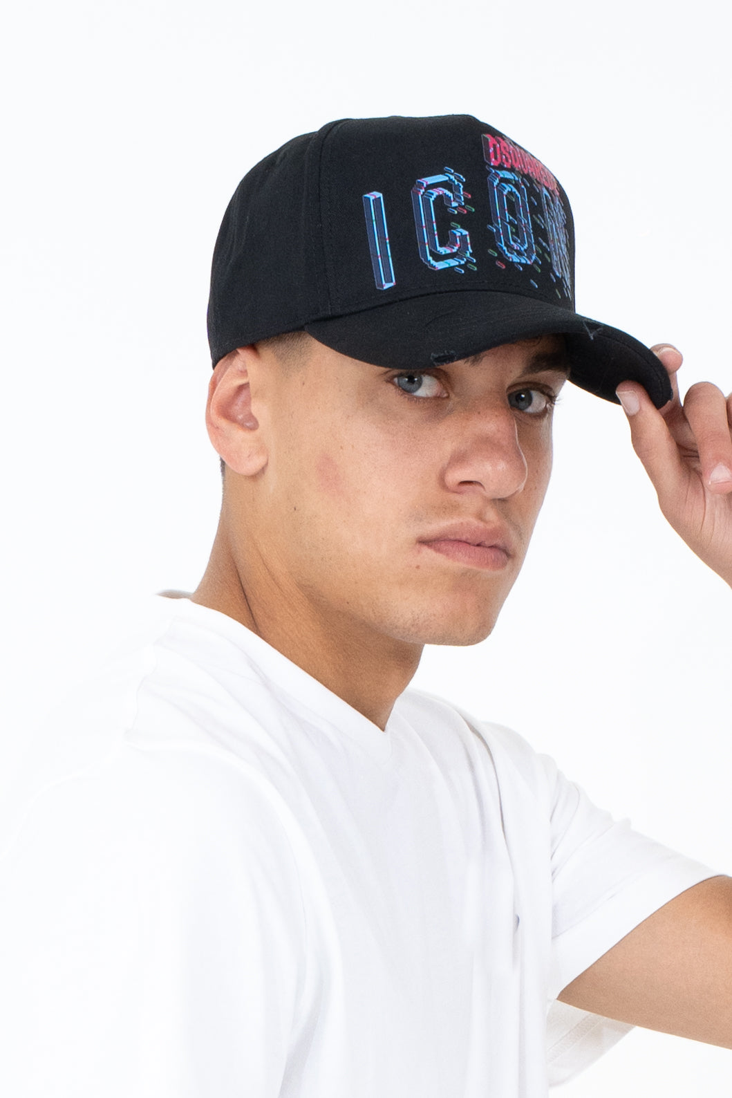 Cappello con visiera