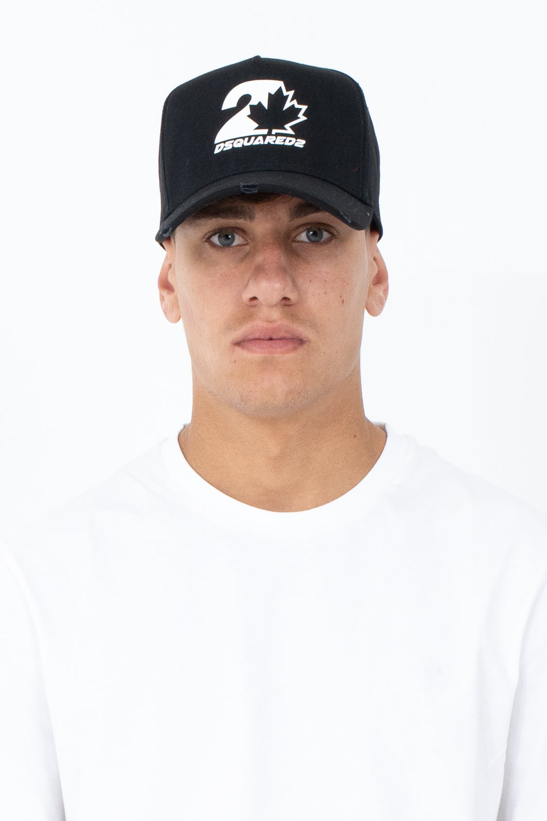 Cappello con visiera