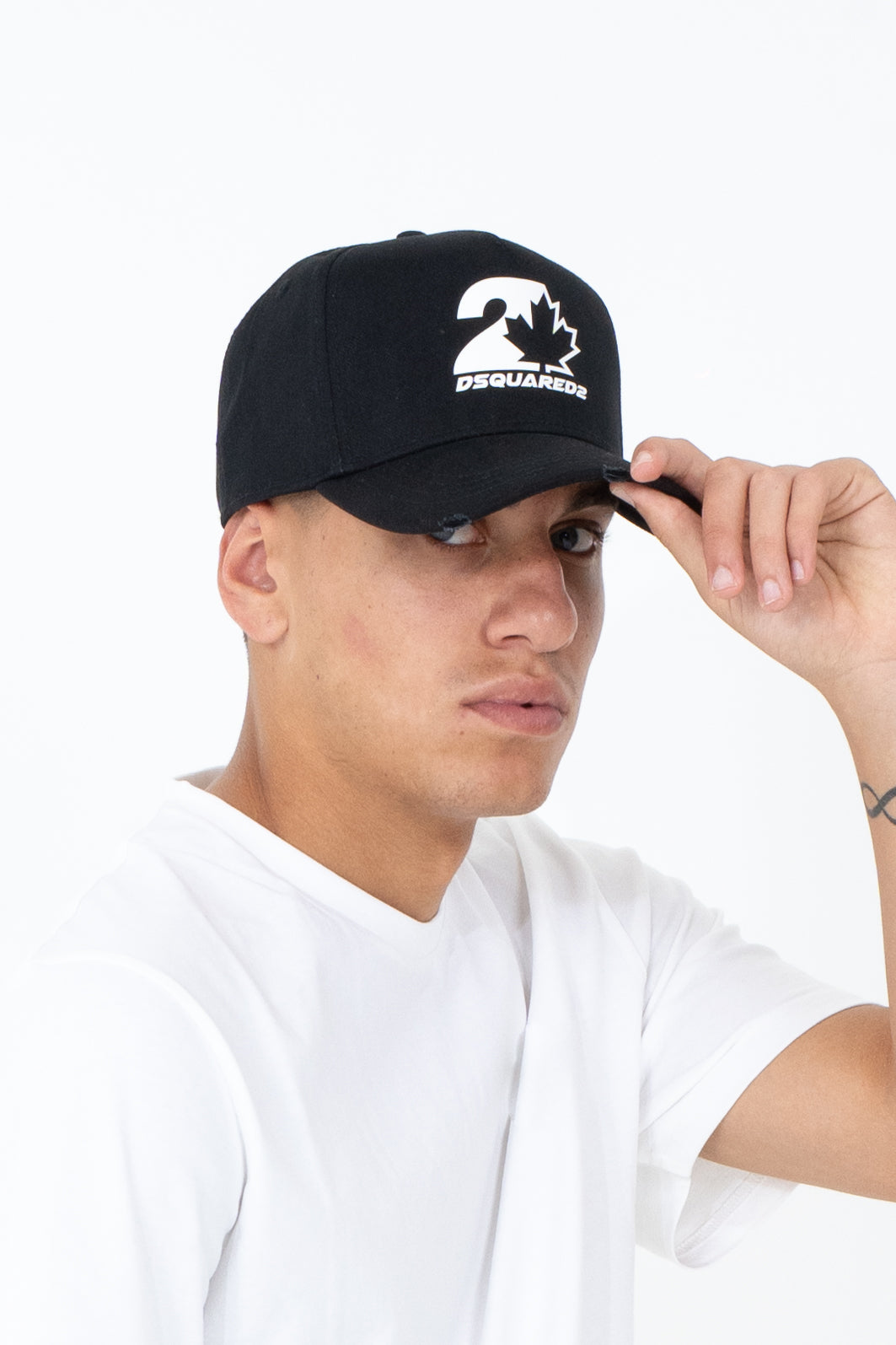 Cappello con visiera