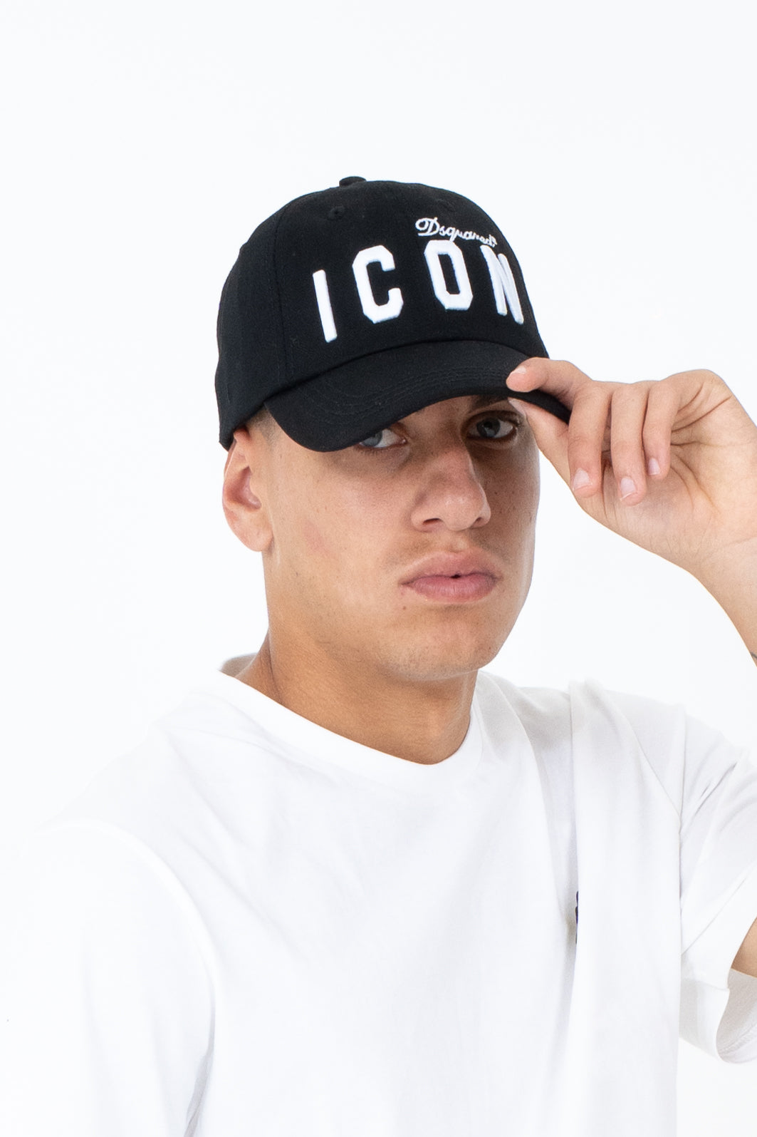 Cappello con visiera