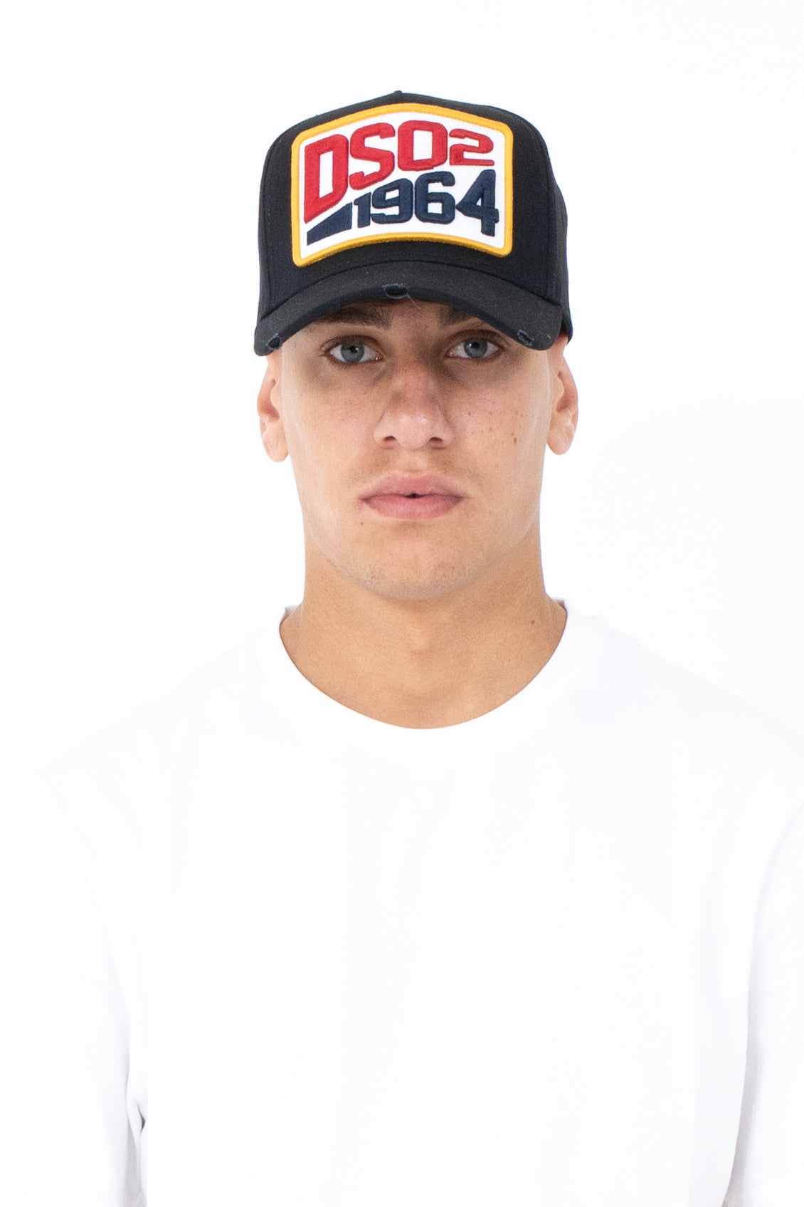 Cappello con visiera