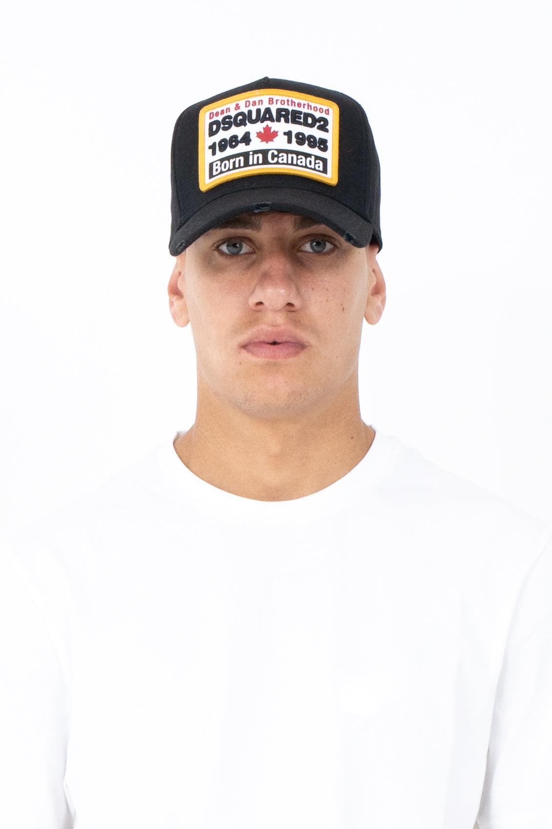 Cappello con visiera