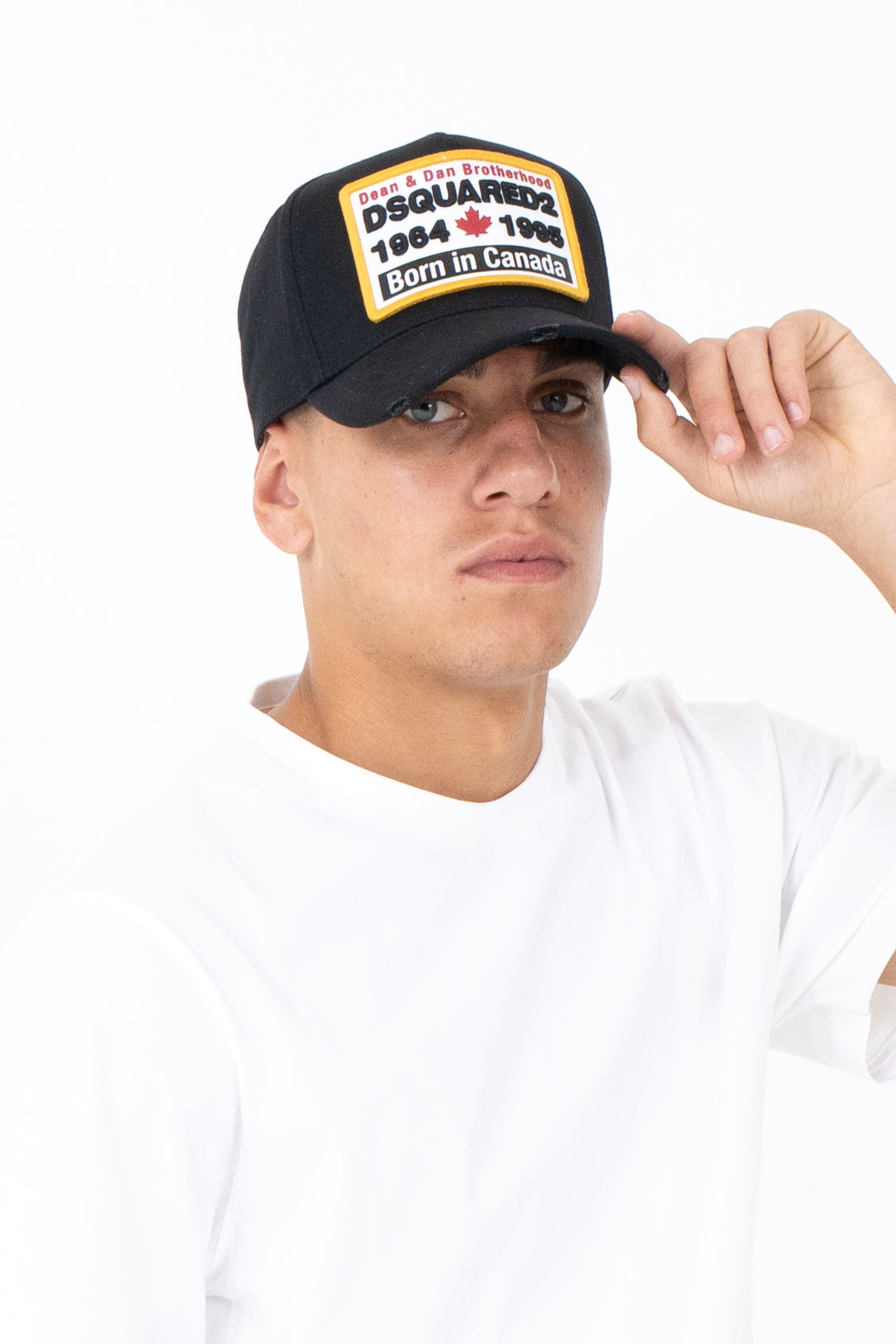 Cappello con visiera