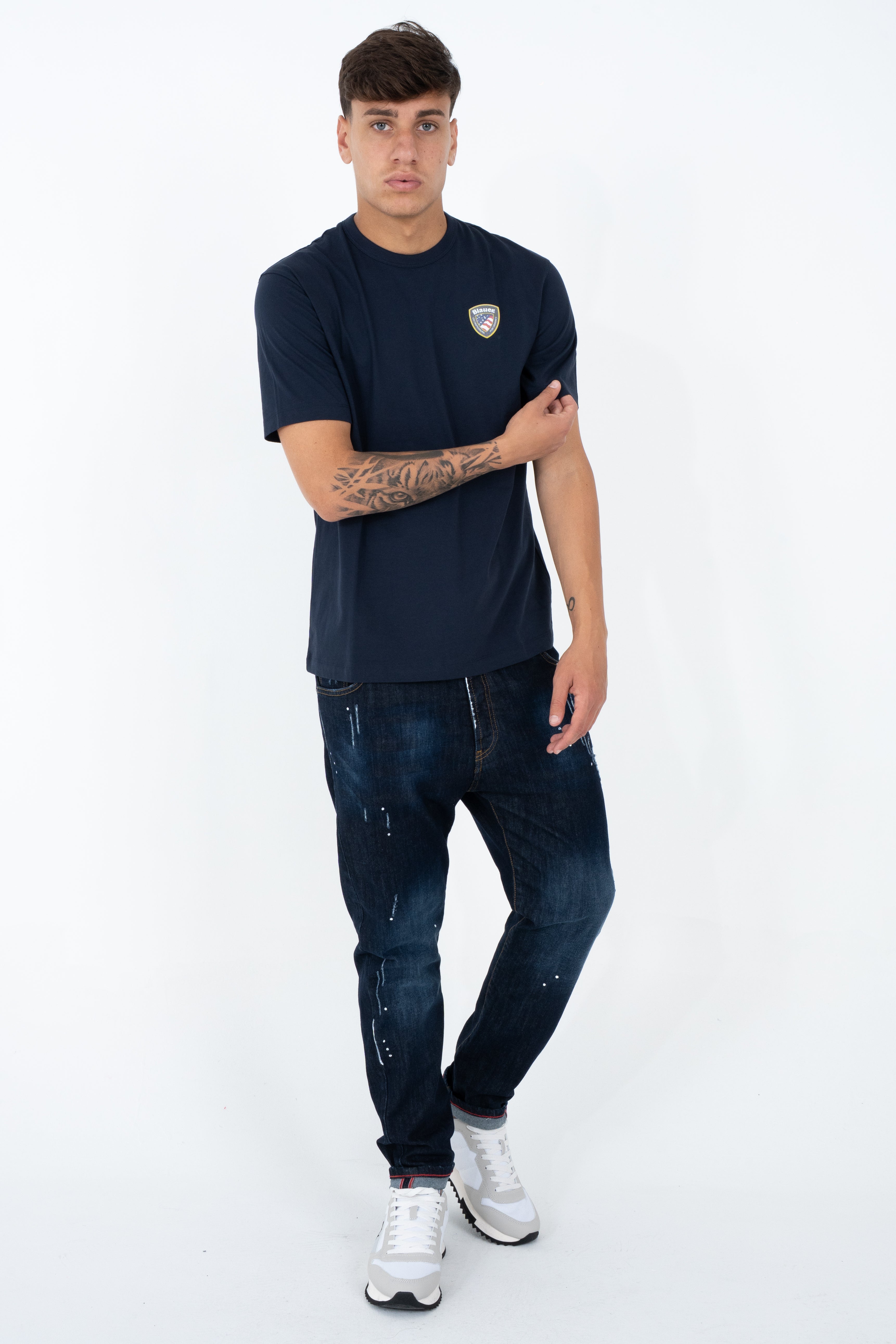 T-Shirt basic con logo