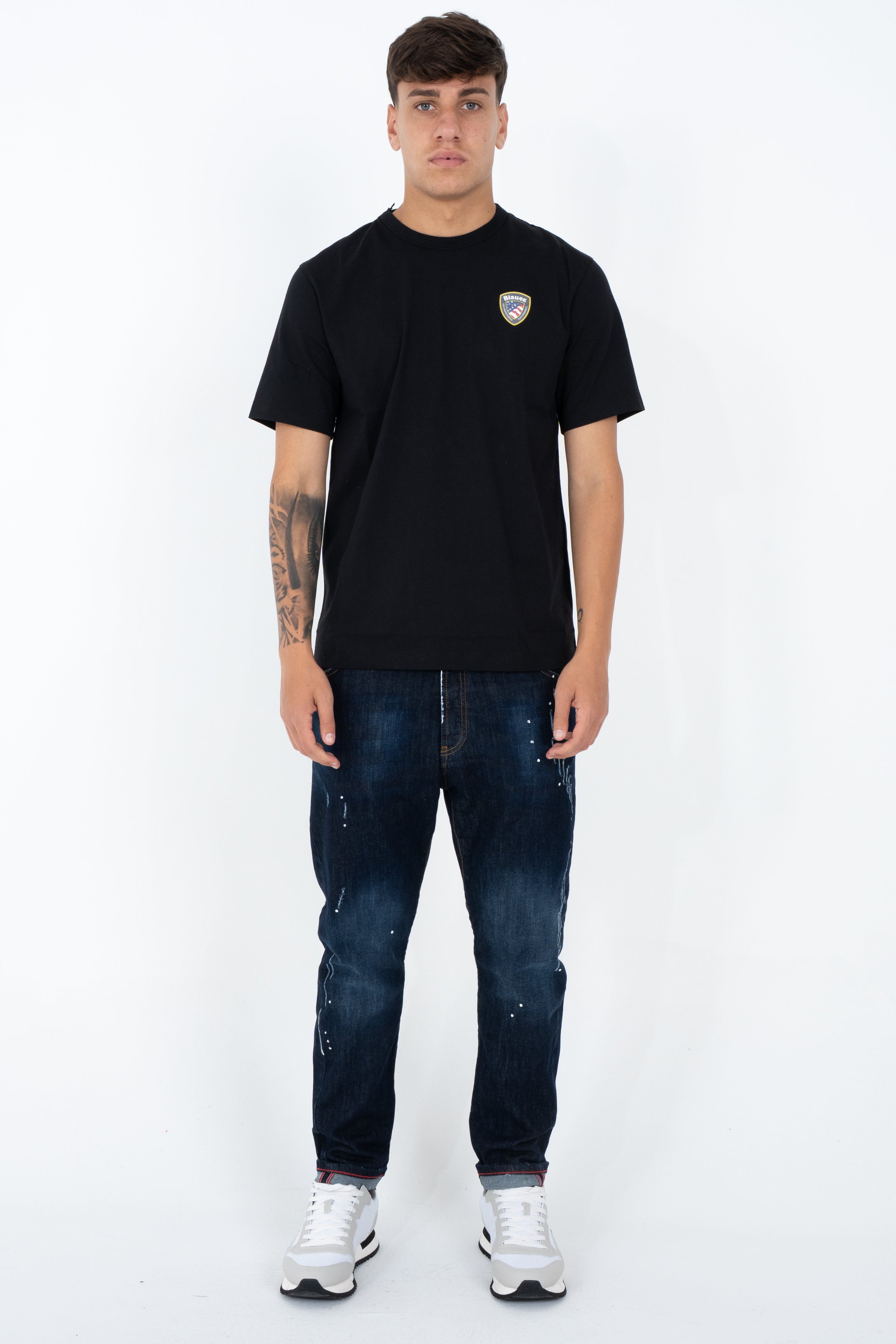 T-Shirt basic con logo