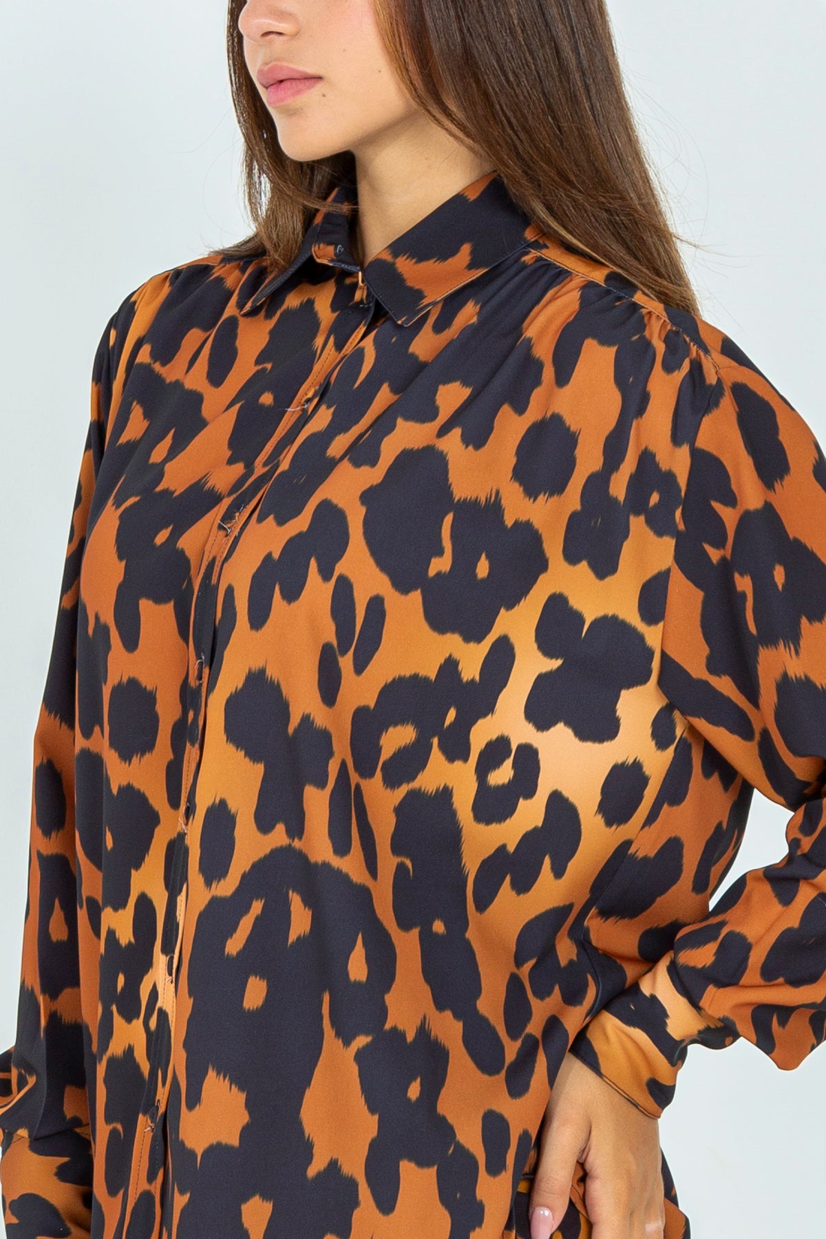 Oversized animalier shirt