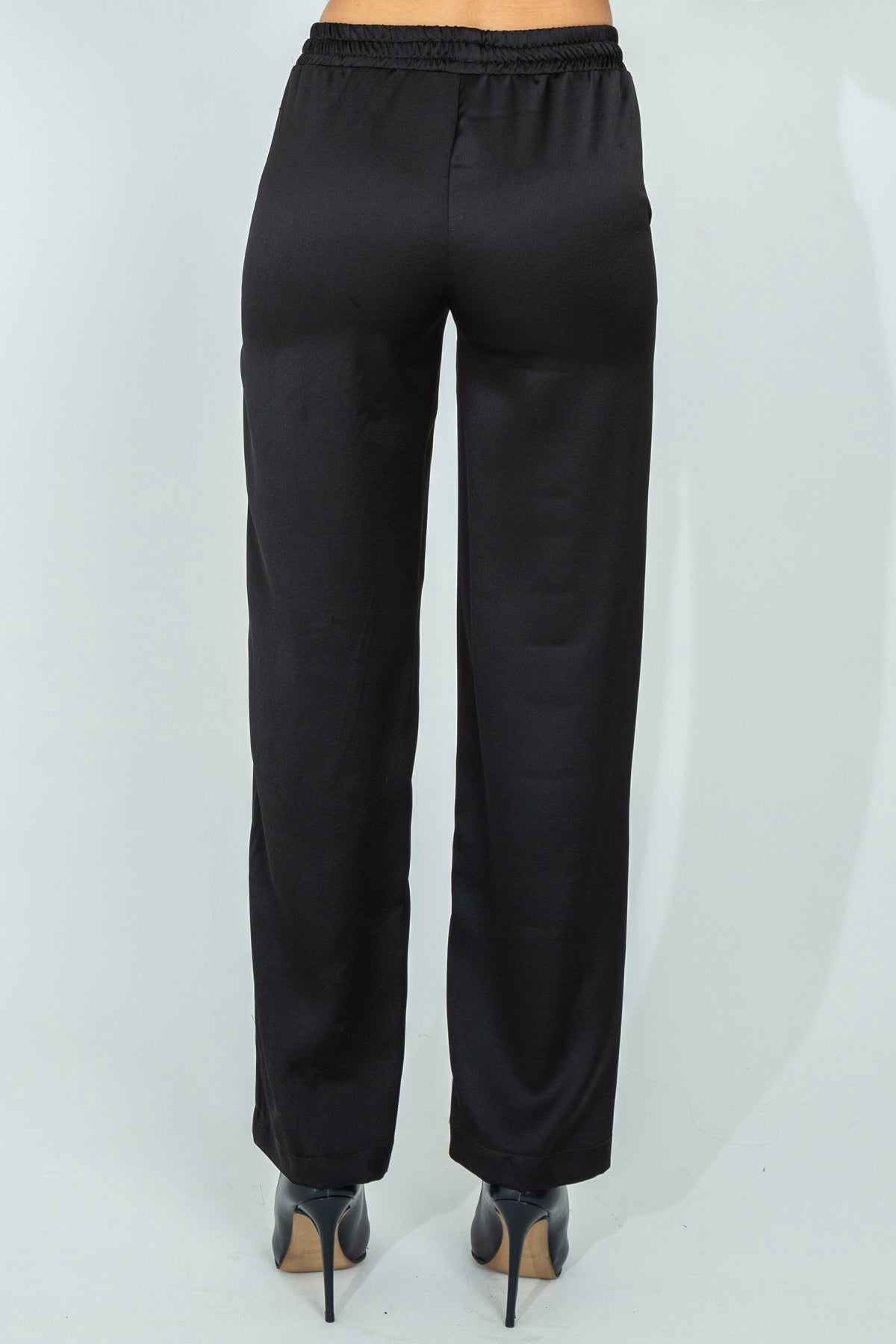 Straight trousers in slip fabric