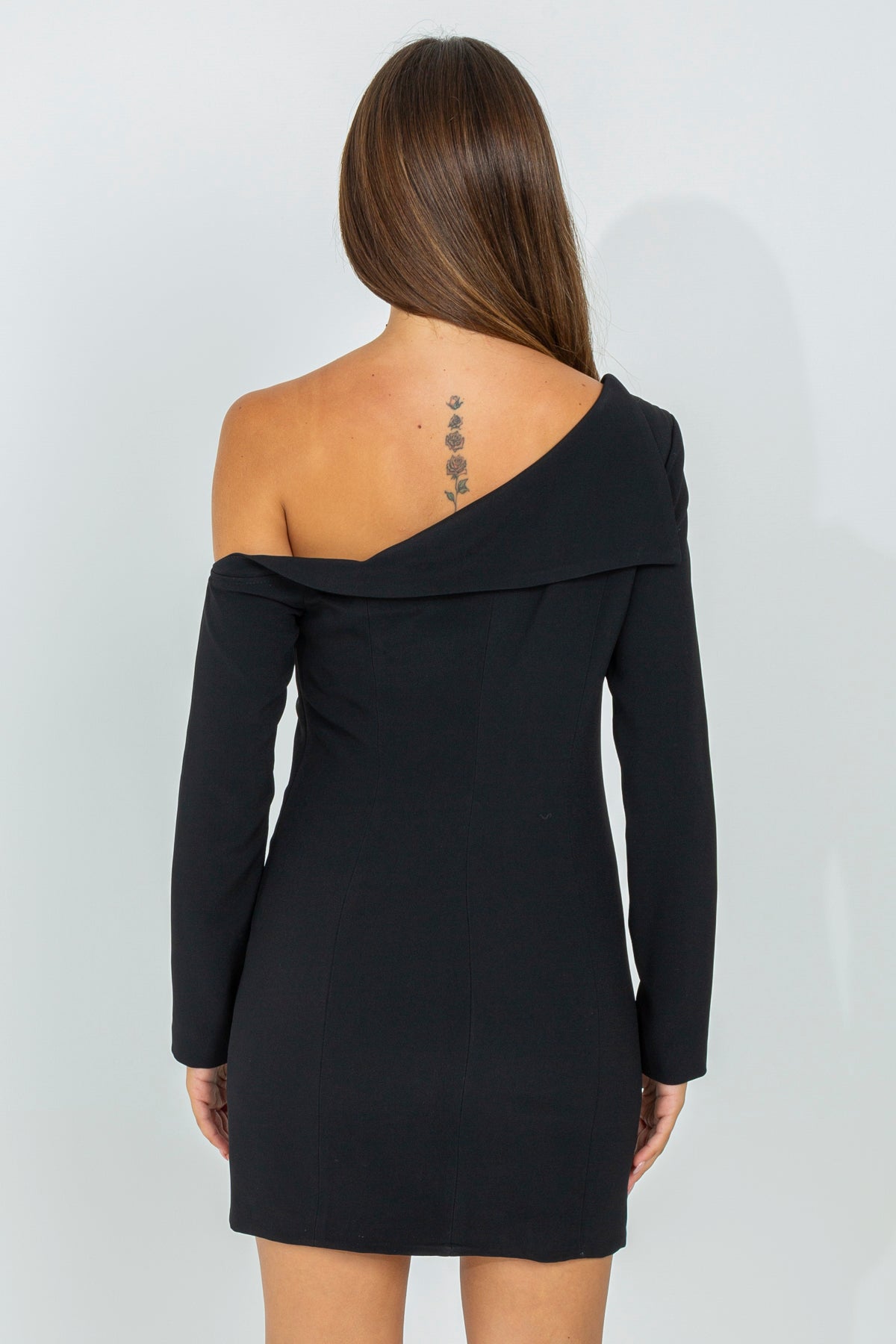 One-shoulder sheath dress