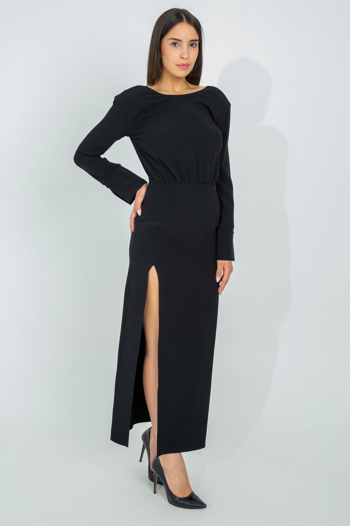 Long dress with maxi slit