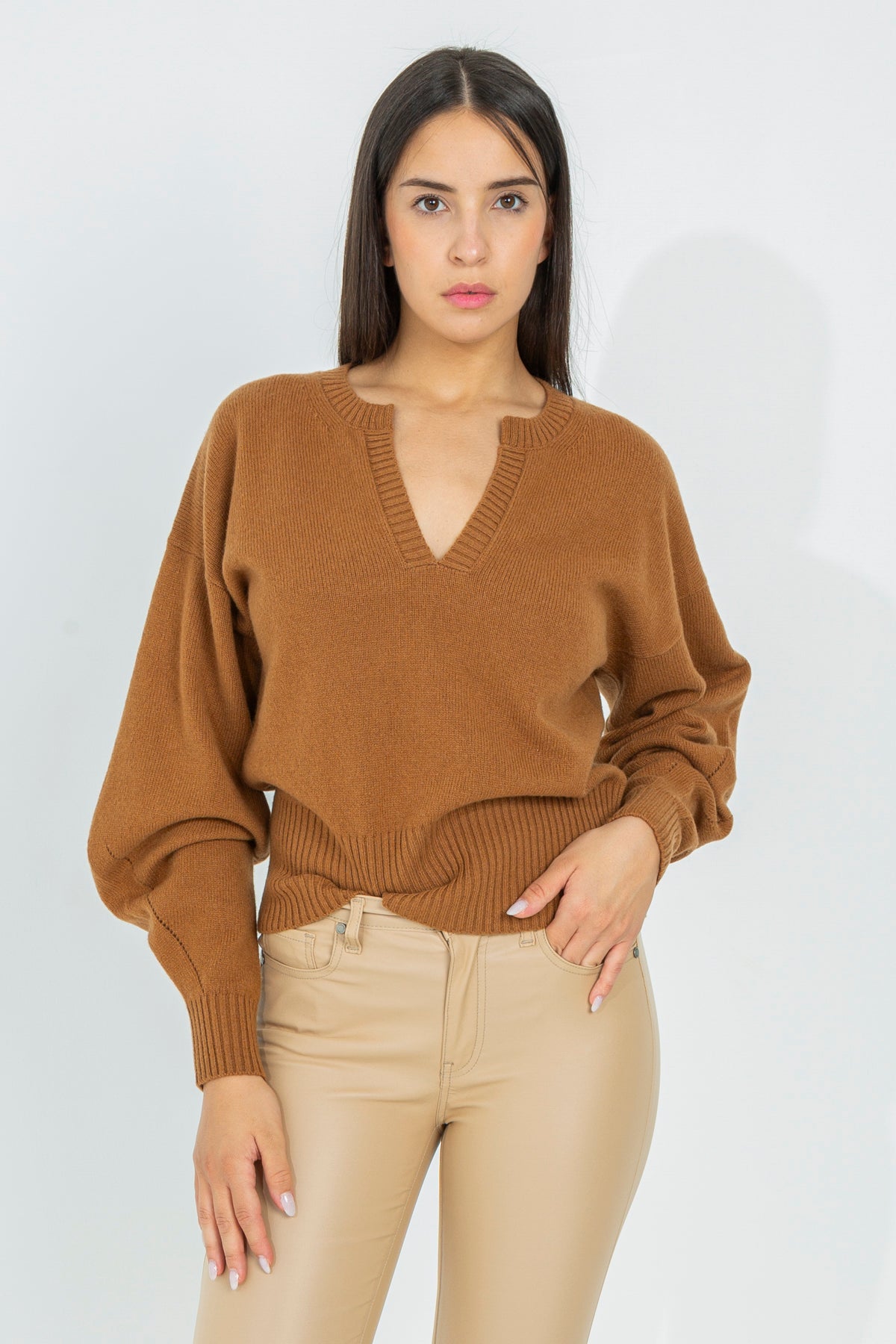 Wool sweater with profiled V-neck