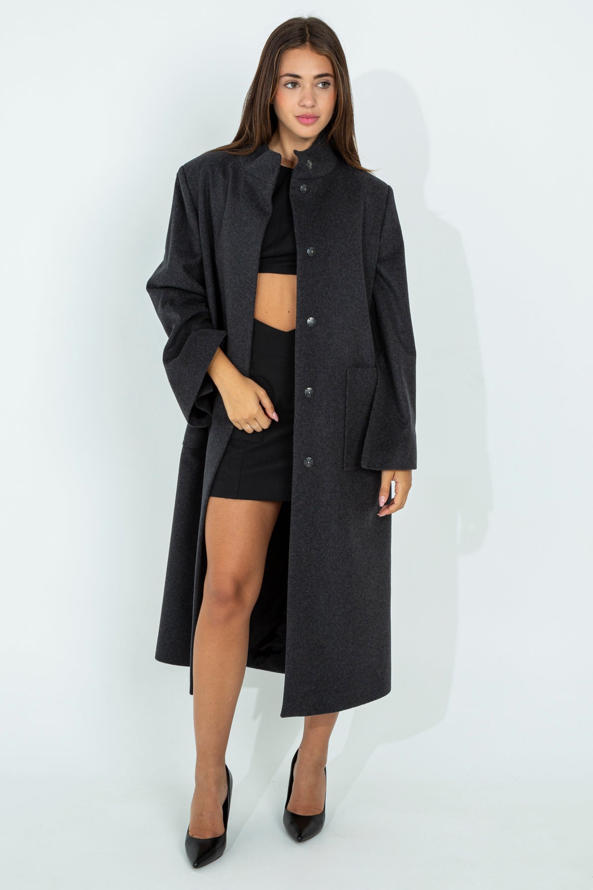 Long wool coat with half collar