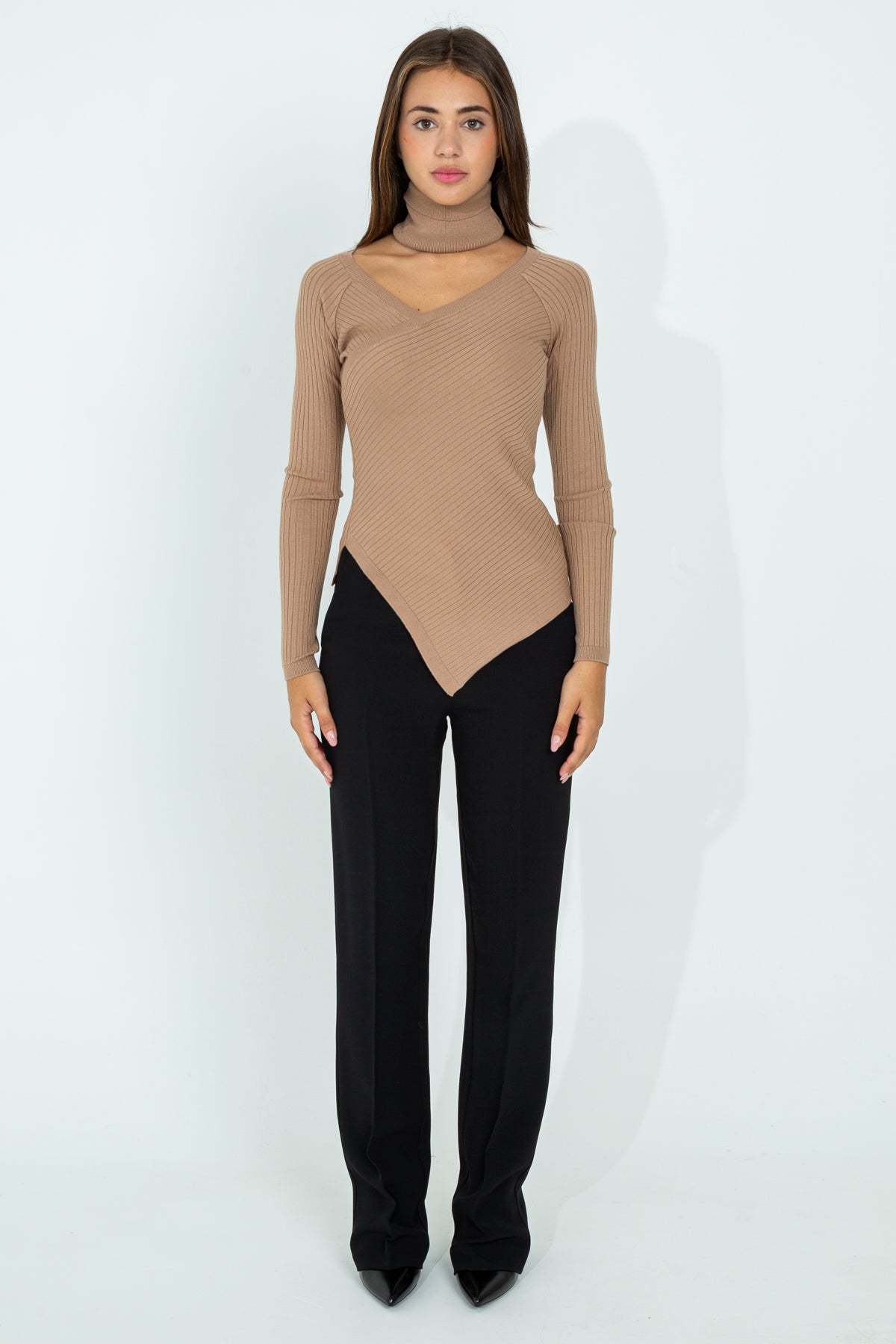 Ribbed sweater with removable collar