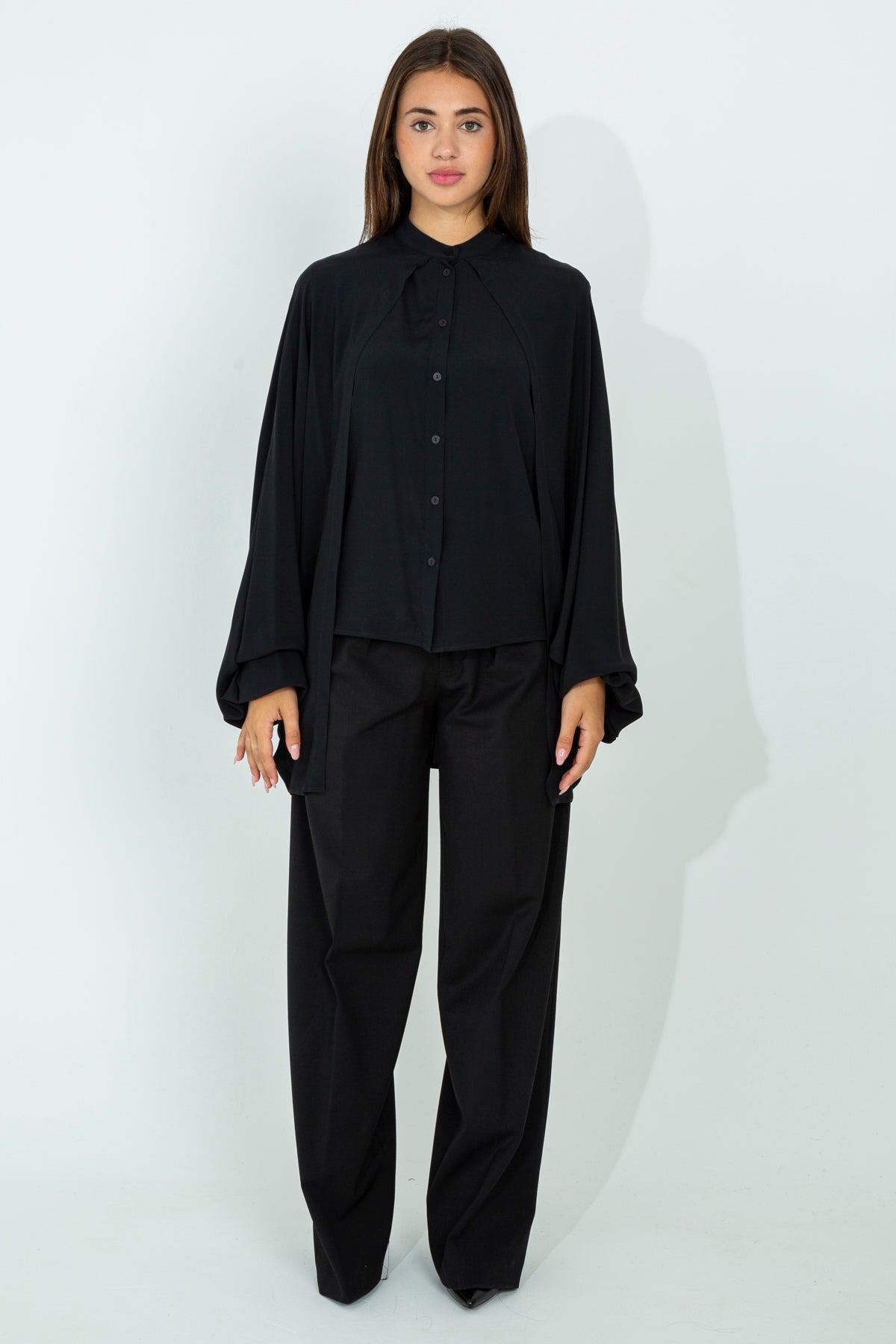 Silk shirt with piping collar