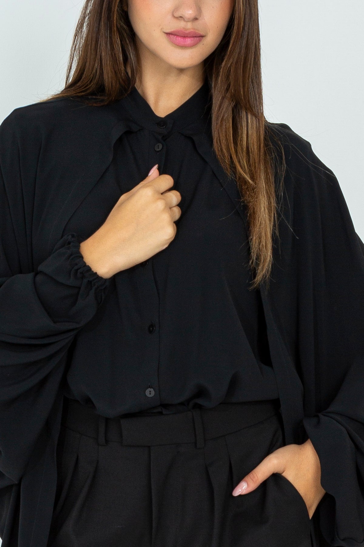 Silk shirt with piping collar