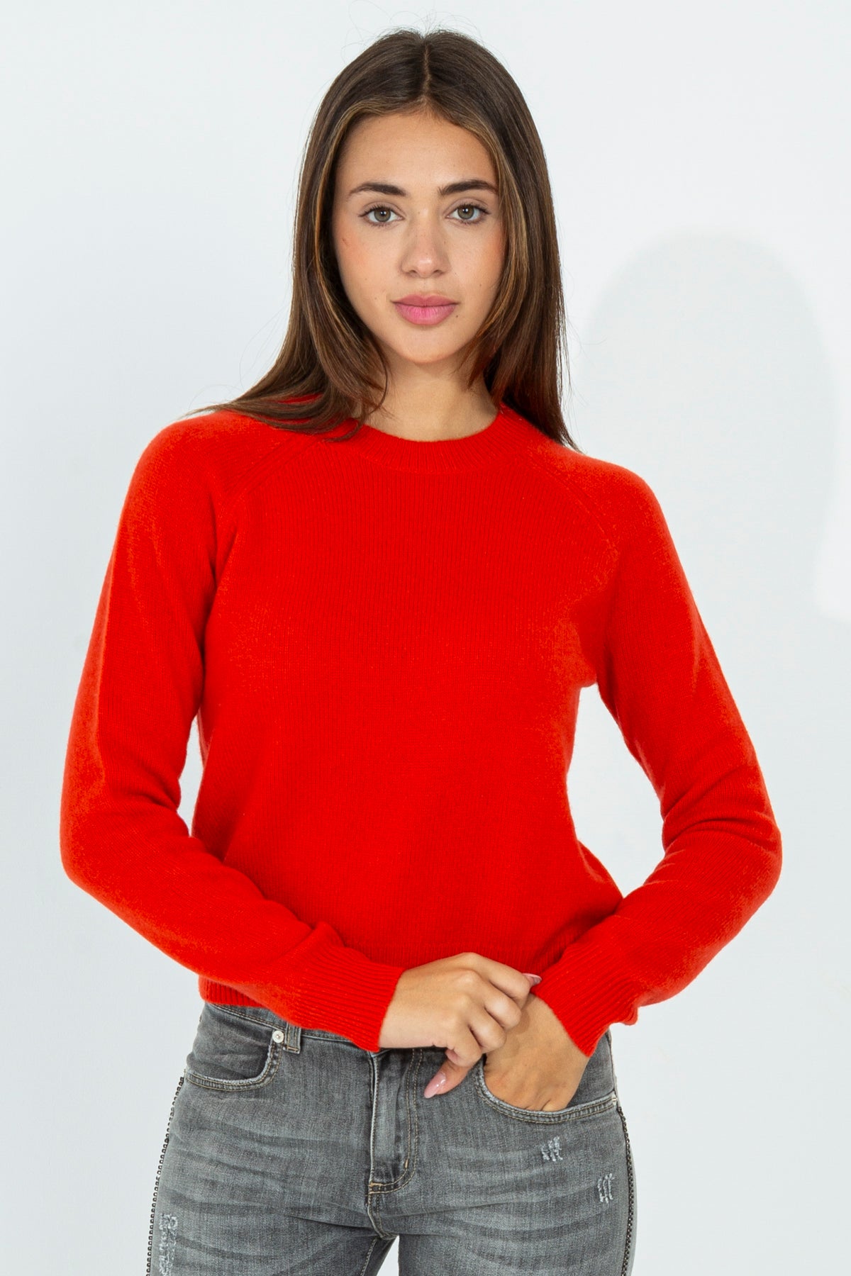 Cashmere crewneck sweater