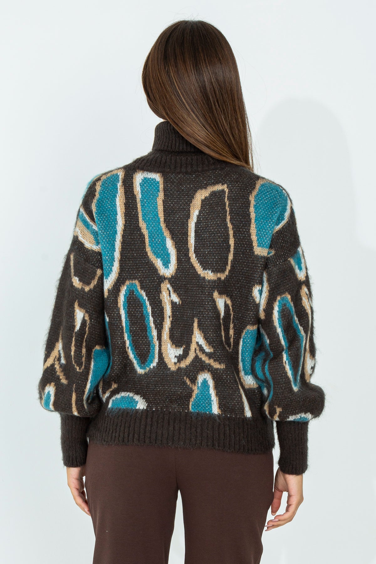 High neck wool sweater