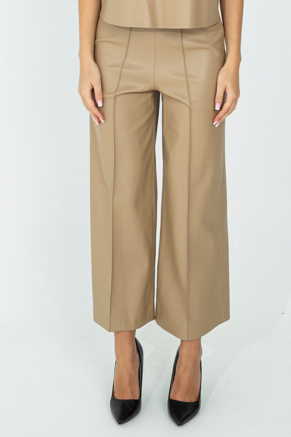 Palazzo trousers in eco leather