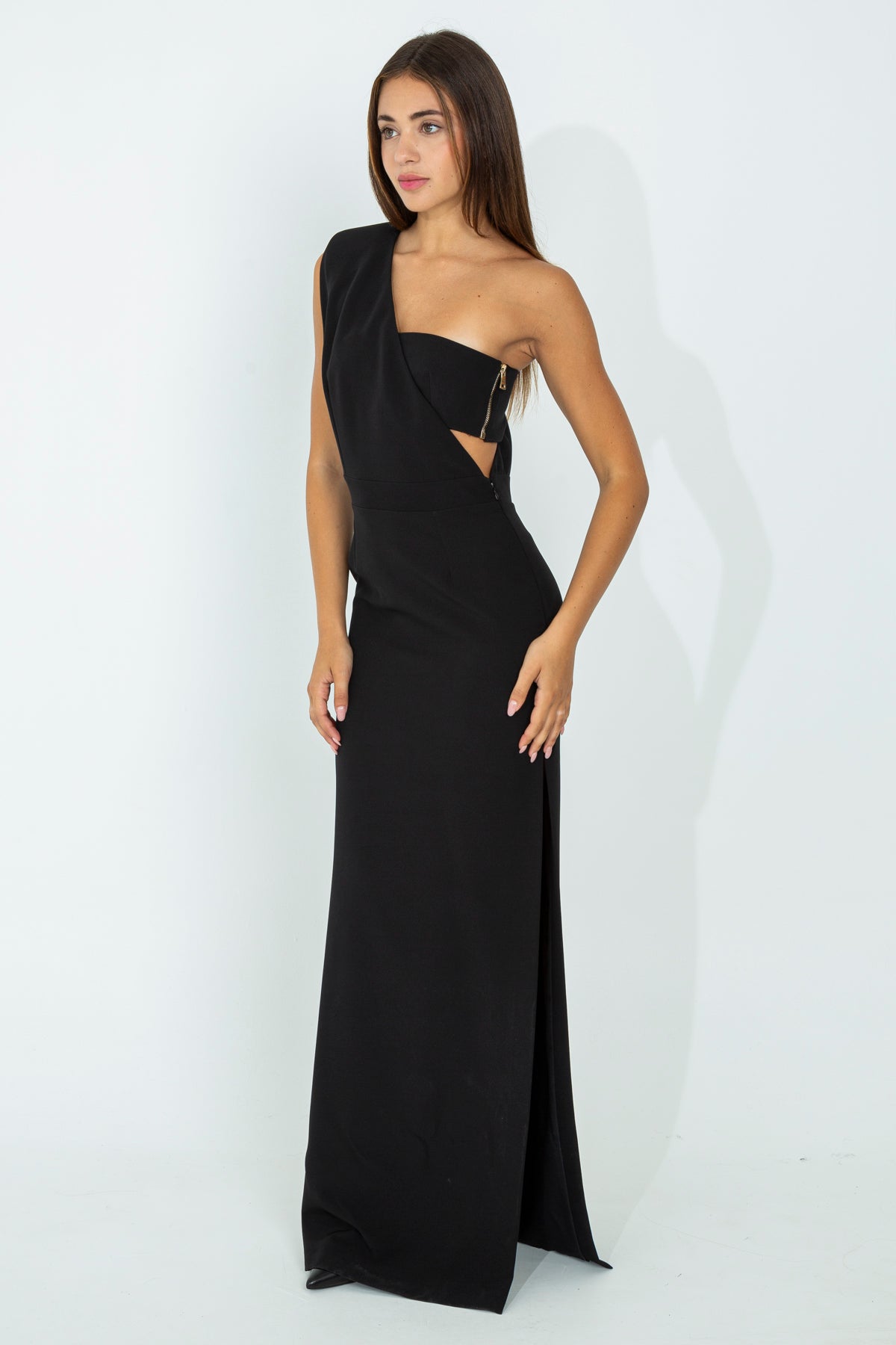 Long one-shoulder dress