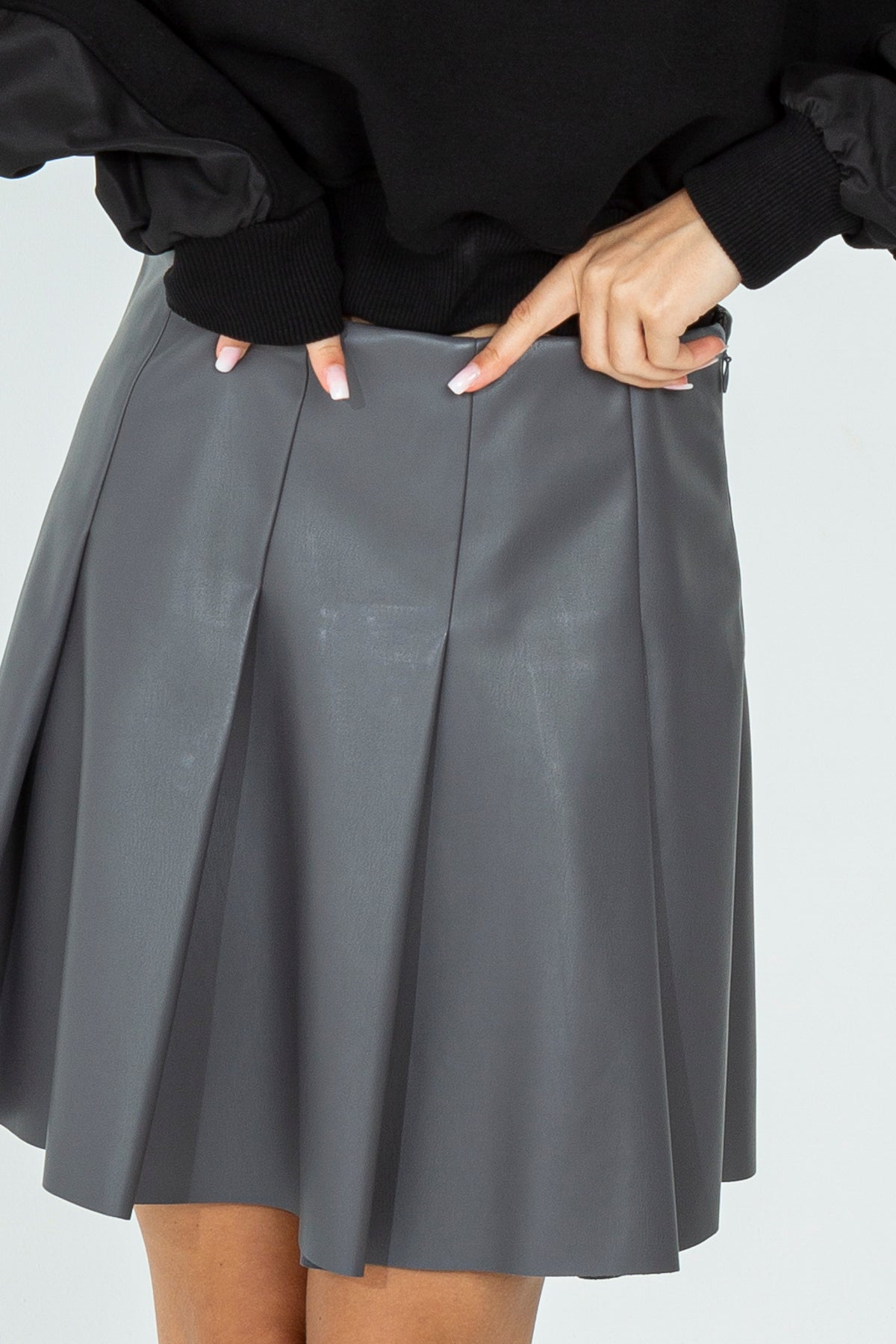 Faux leather pleated skirt