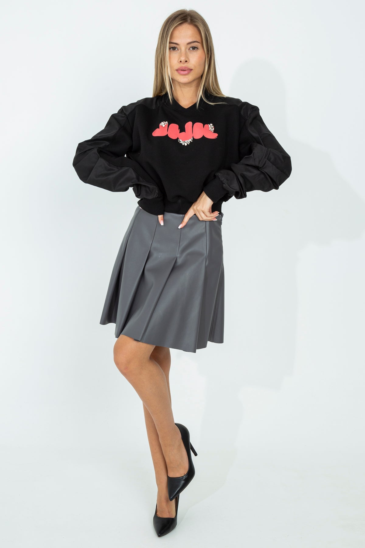 Crop sweatshirt with sleeve detail