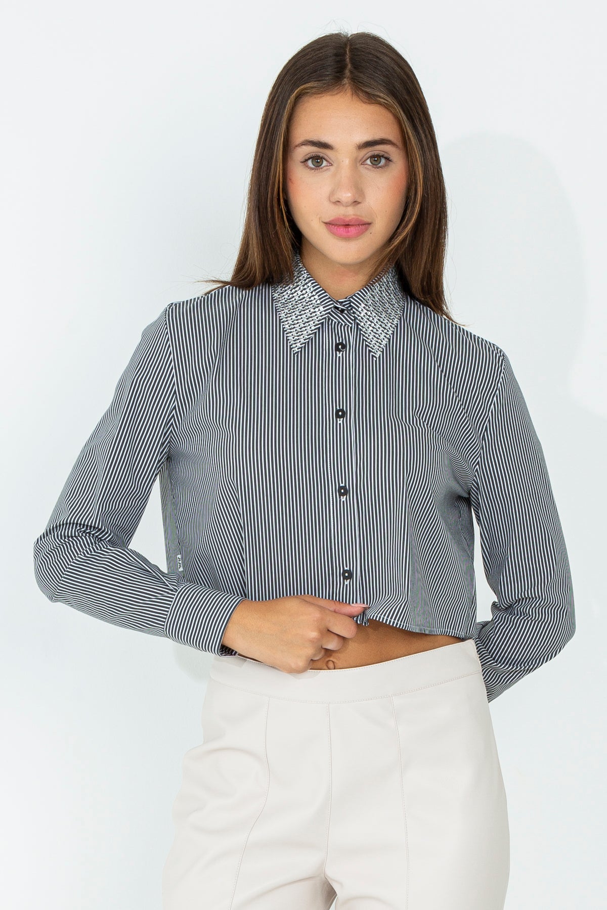 Camicia crop a righe