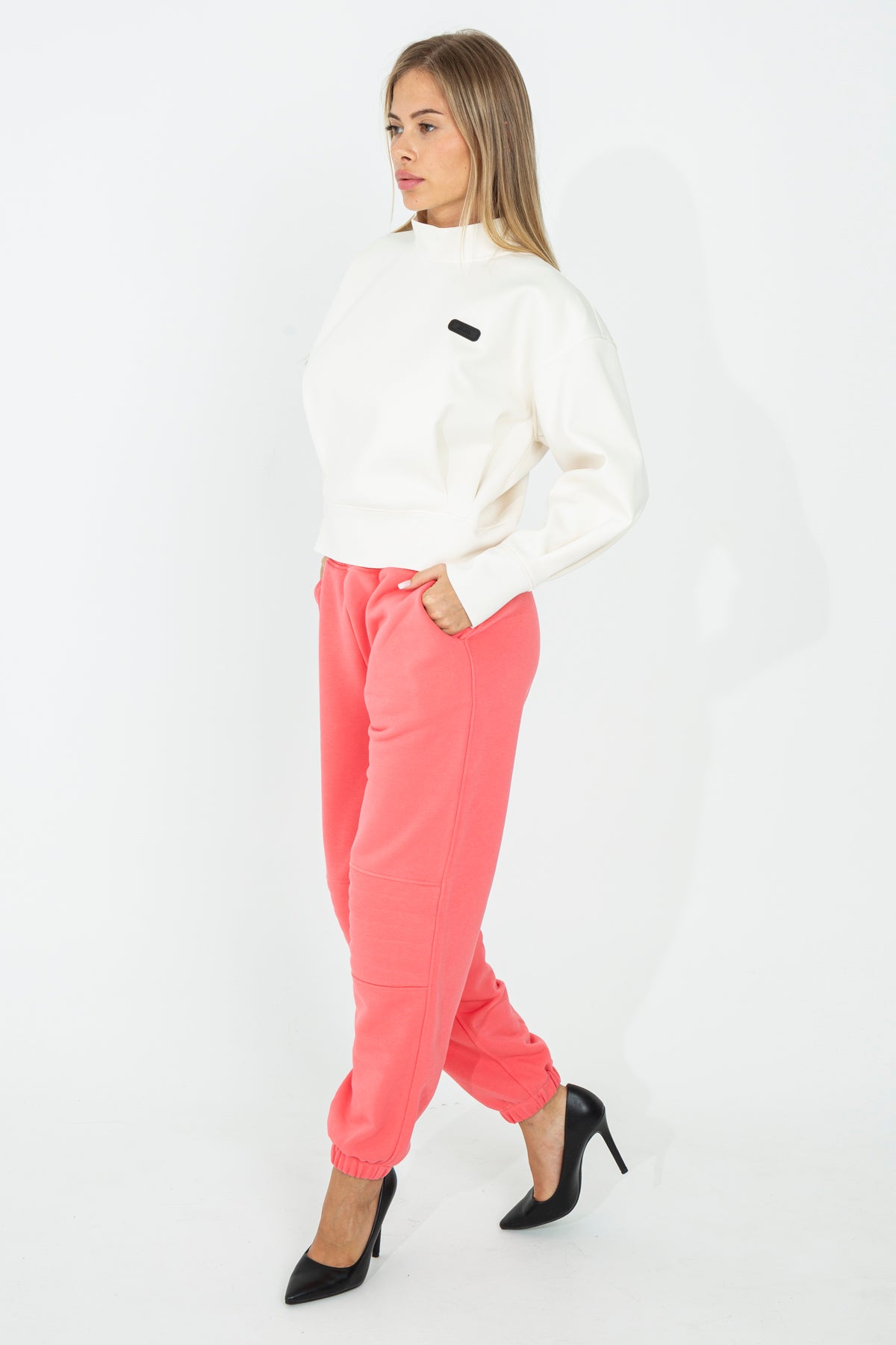 Tracksuit trousers with padding