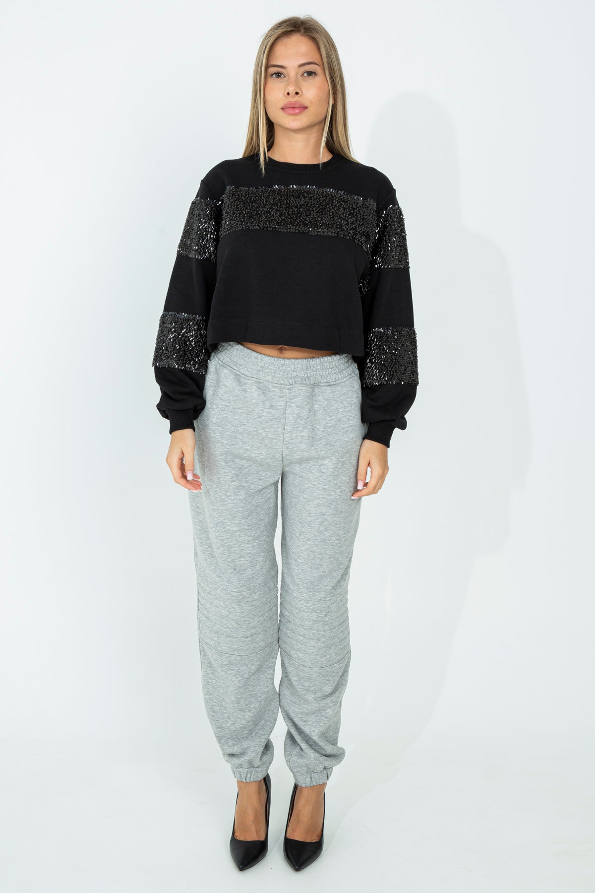 Cropped sweatshirt with sequin bands