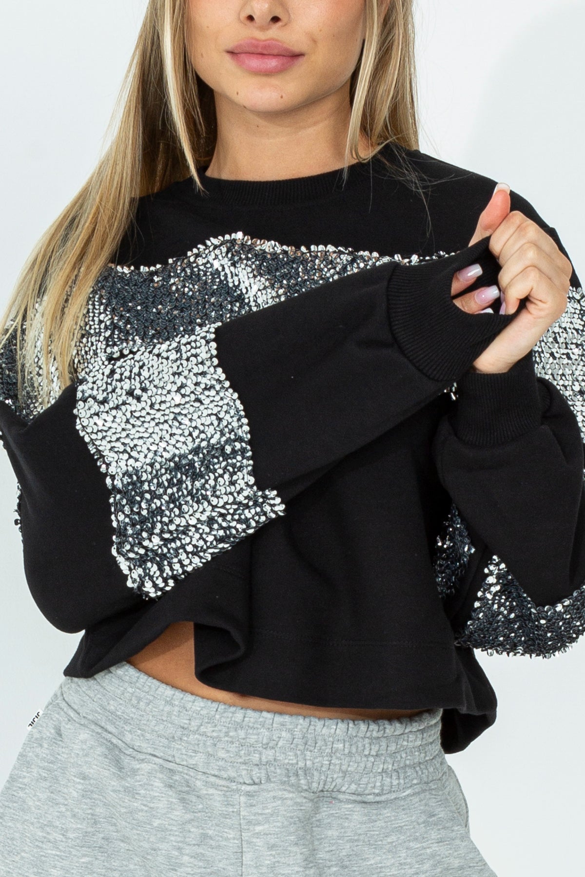 Cropped sweatshirt with sequin bands