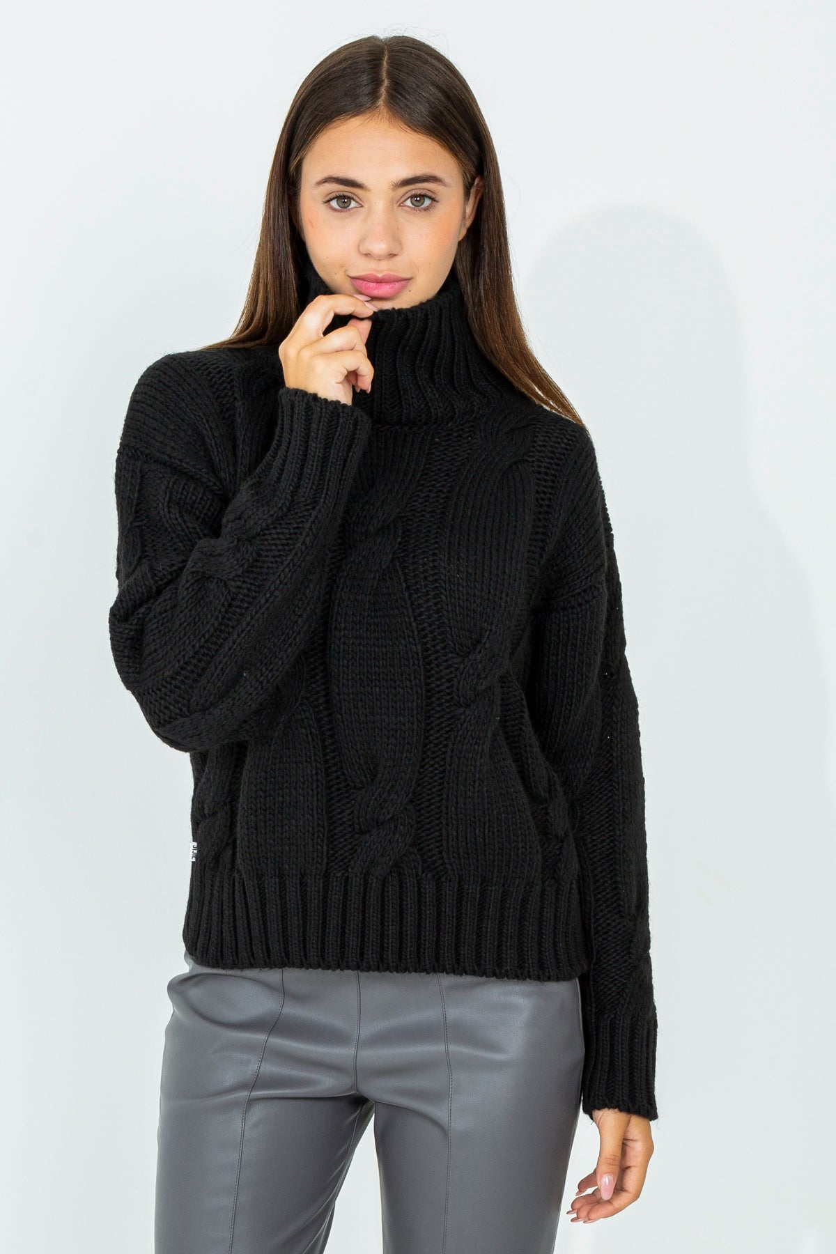 High neck wool sweater