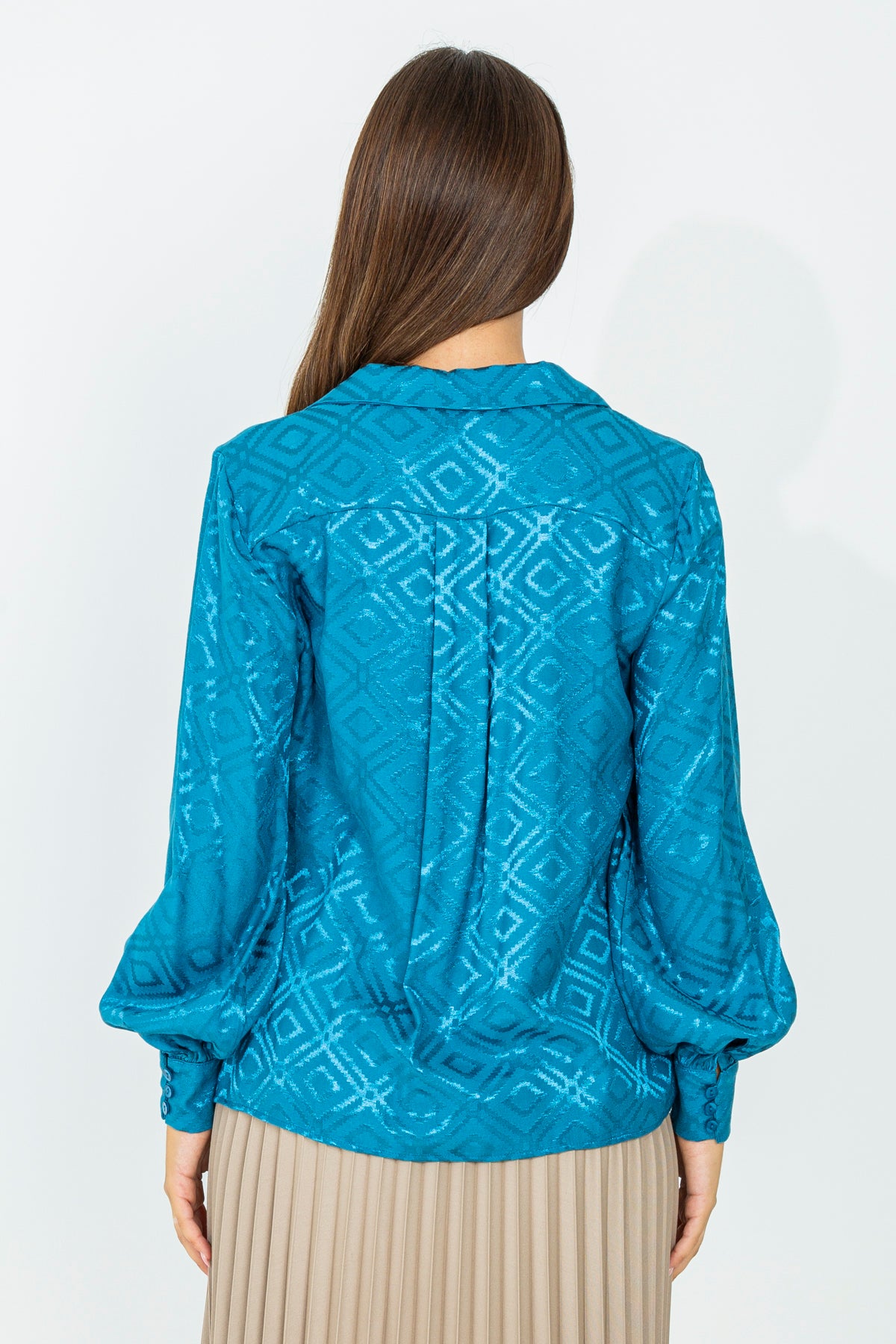 Blouse in embossed fabric