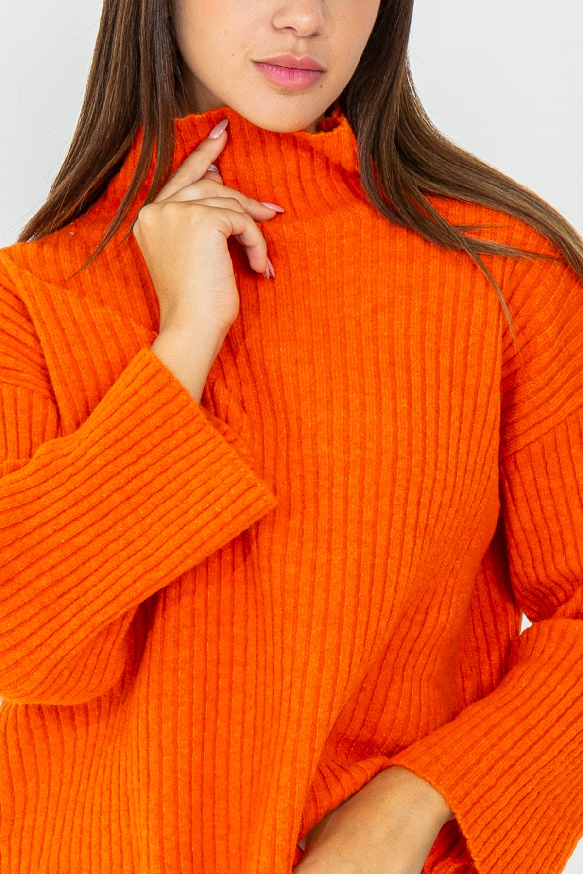 Ribbed crater neck sweater