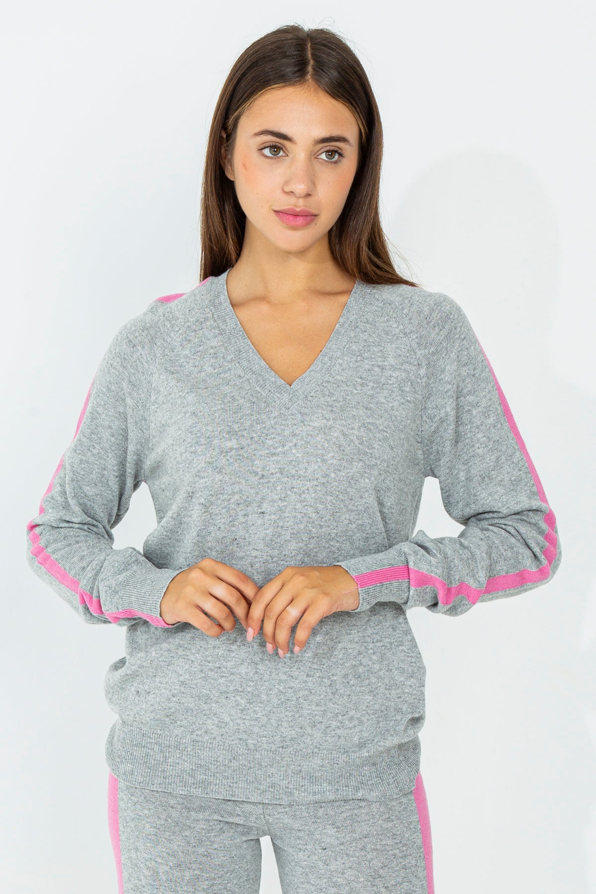 Cashmere blend V-neck sweater