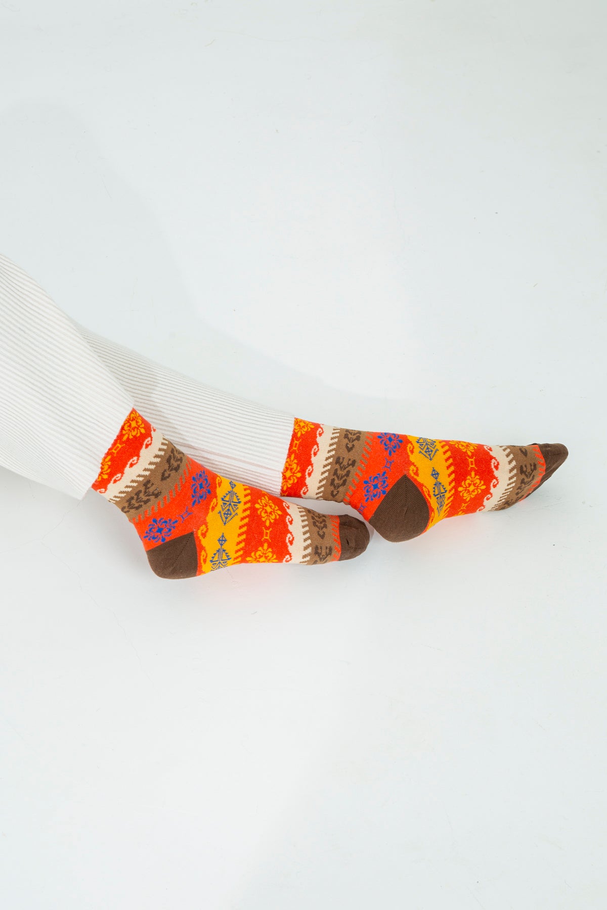 Jacquard pattern socks