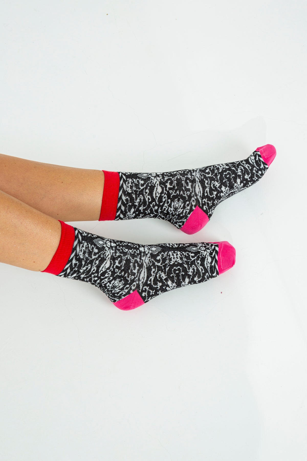 Jacquard pattern socks