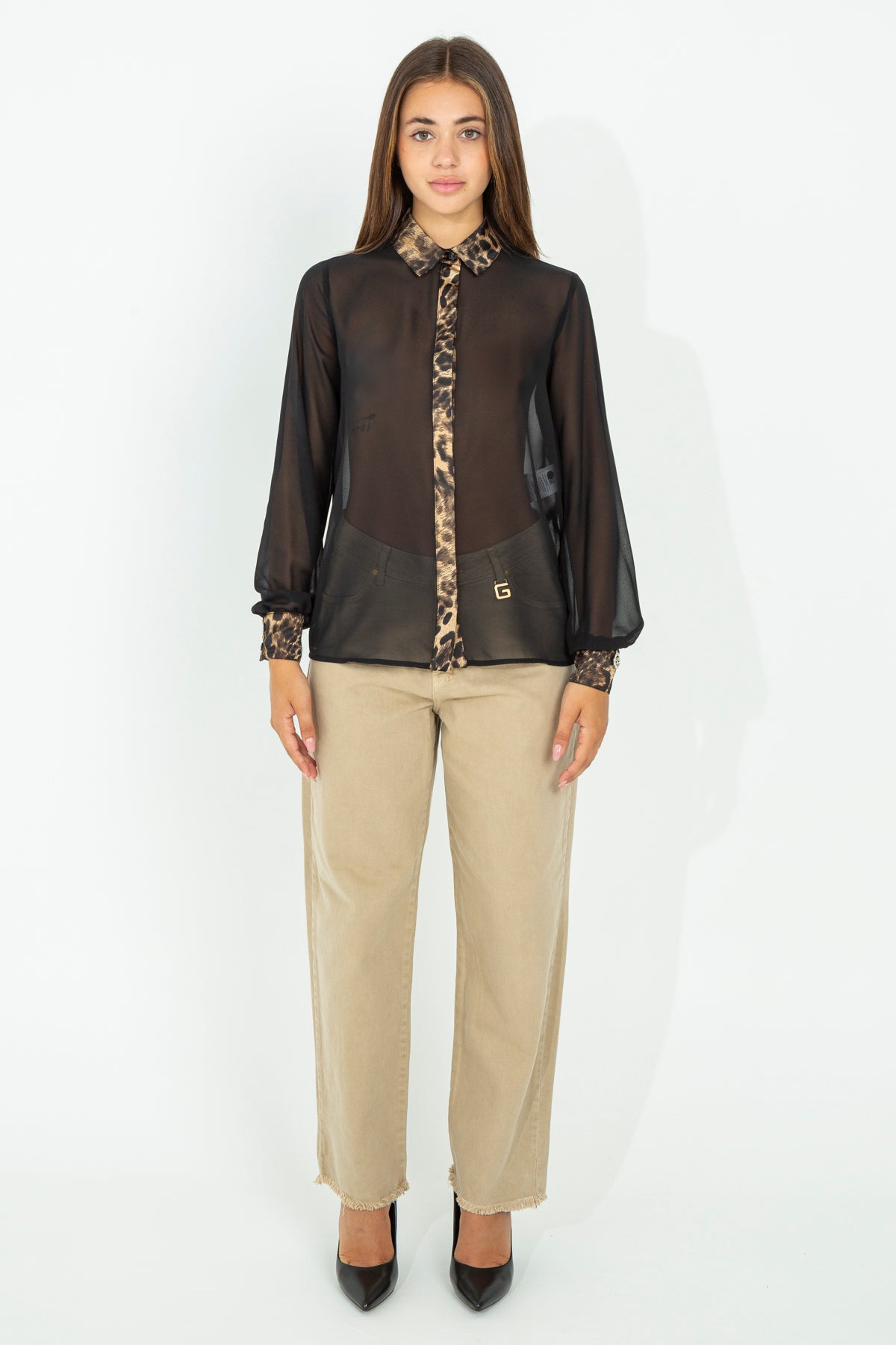 Sheer shirt with animalier profiles