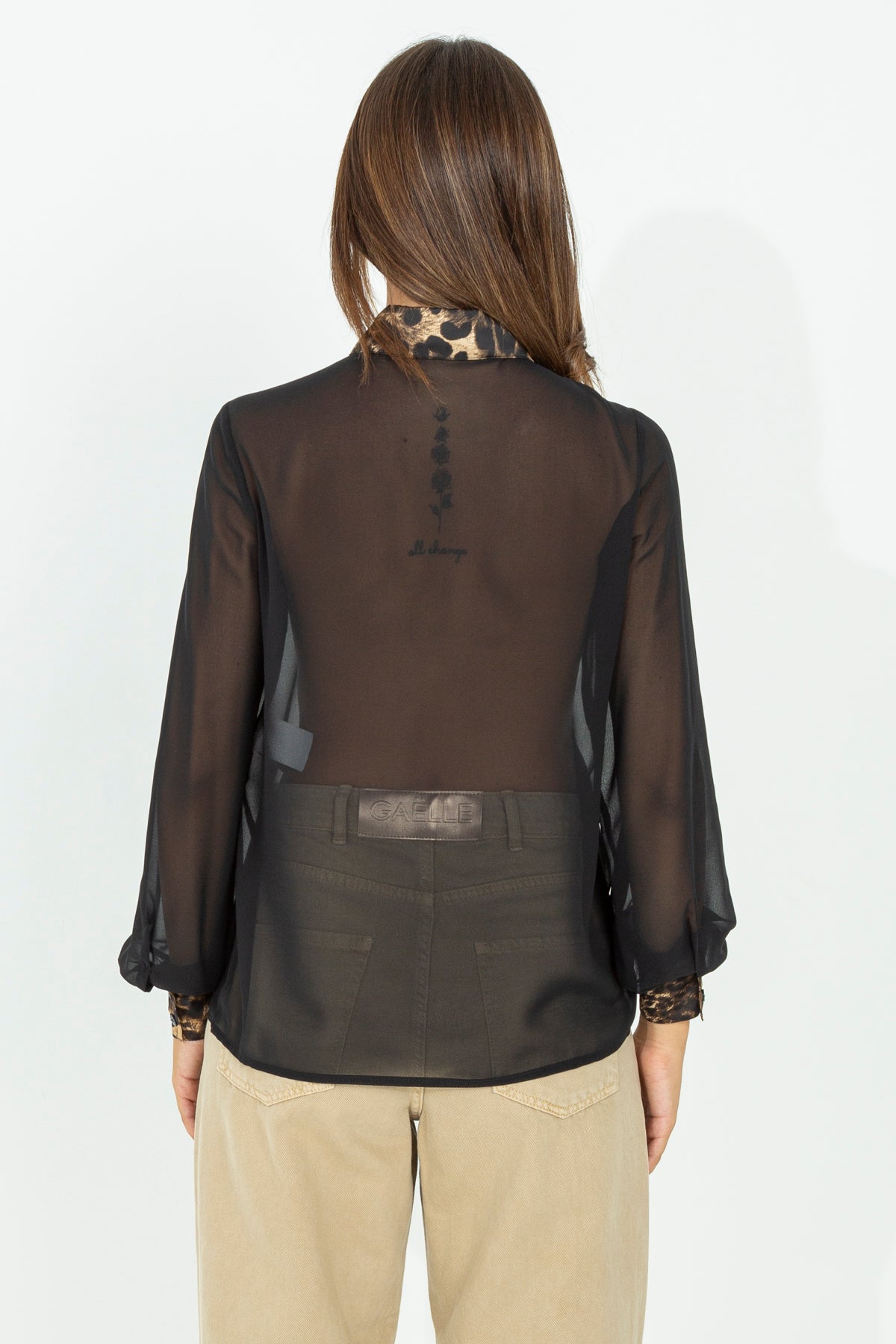 Sheer shirt with animalier profiles