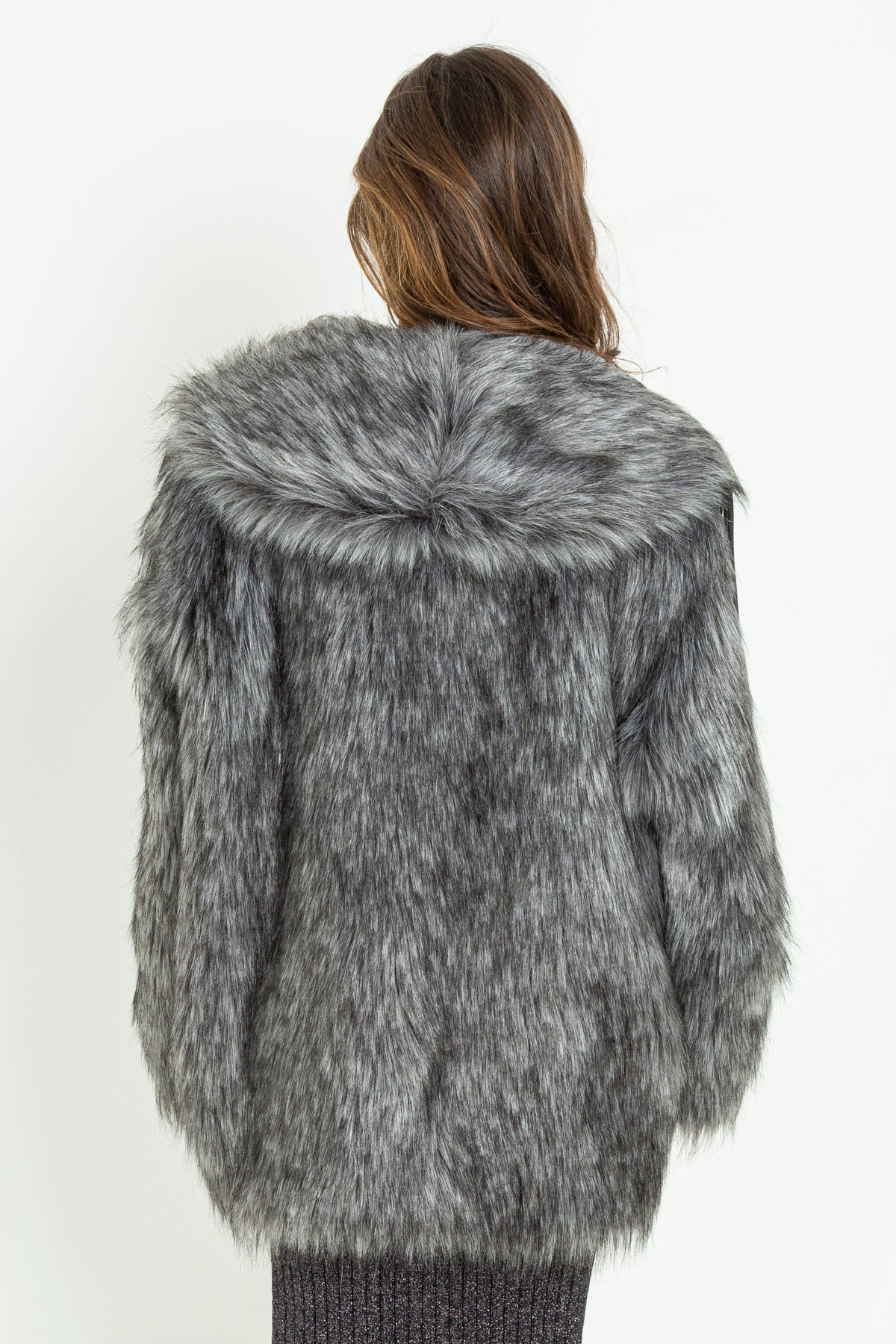 Pelliccia eco-fur con frange