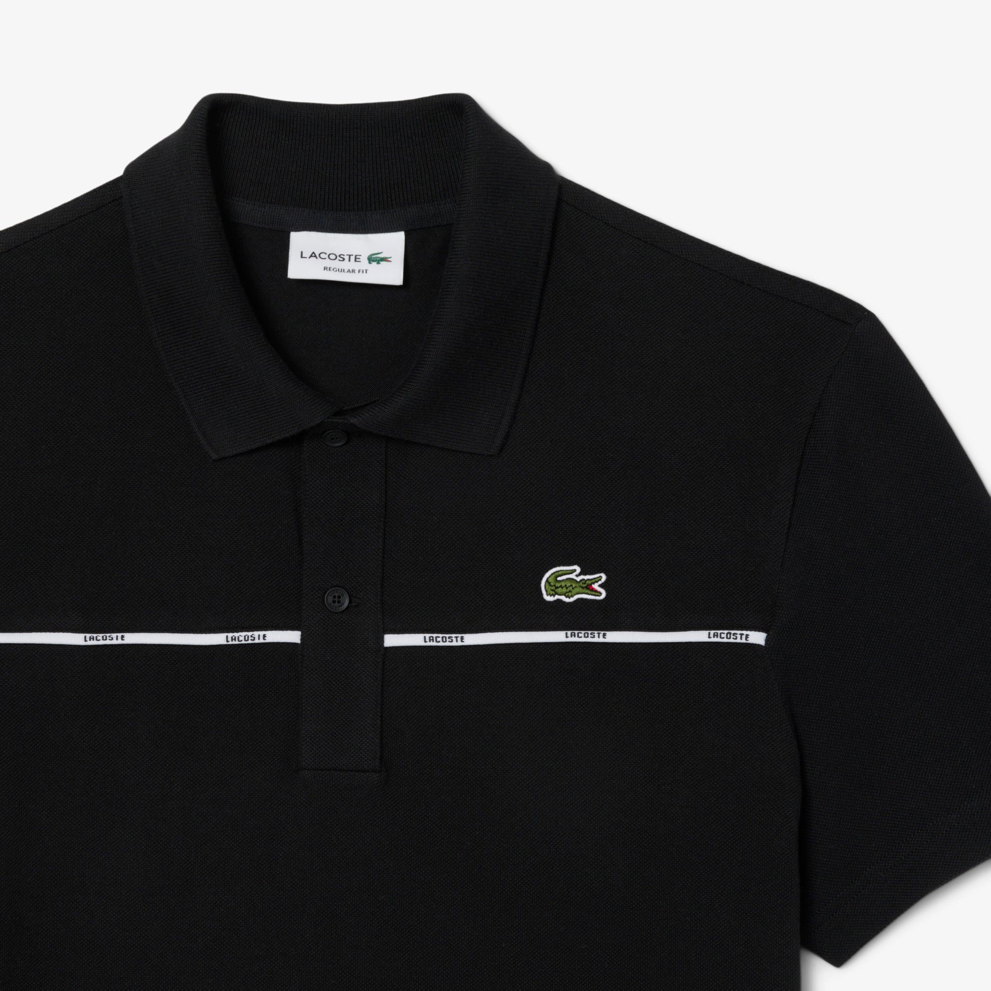 Polo con bordo con logo