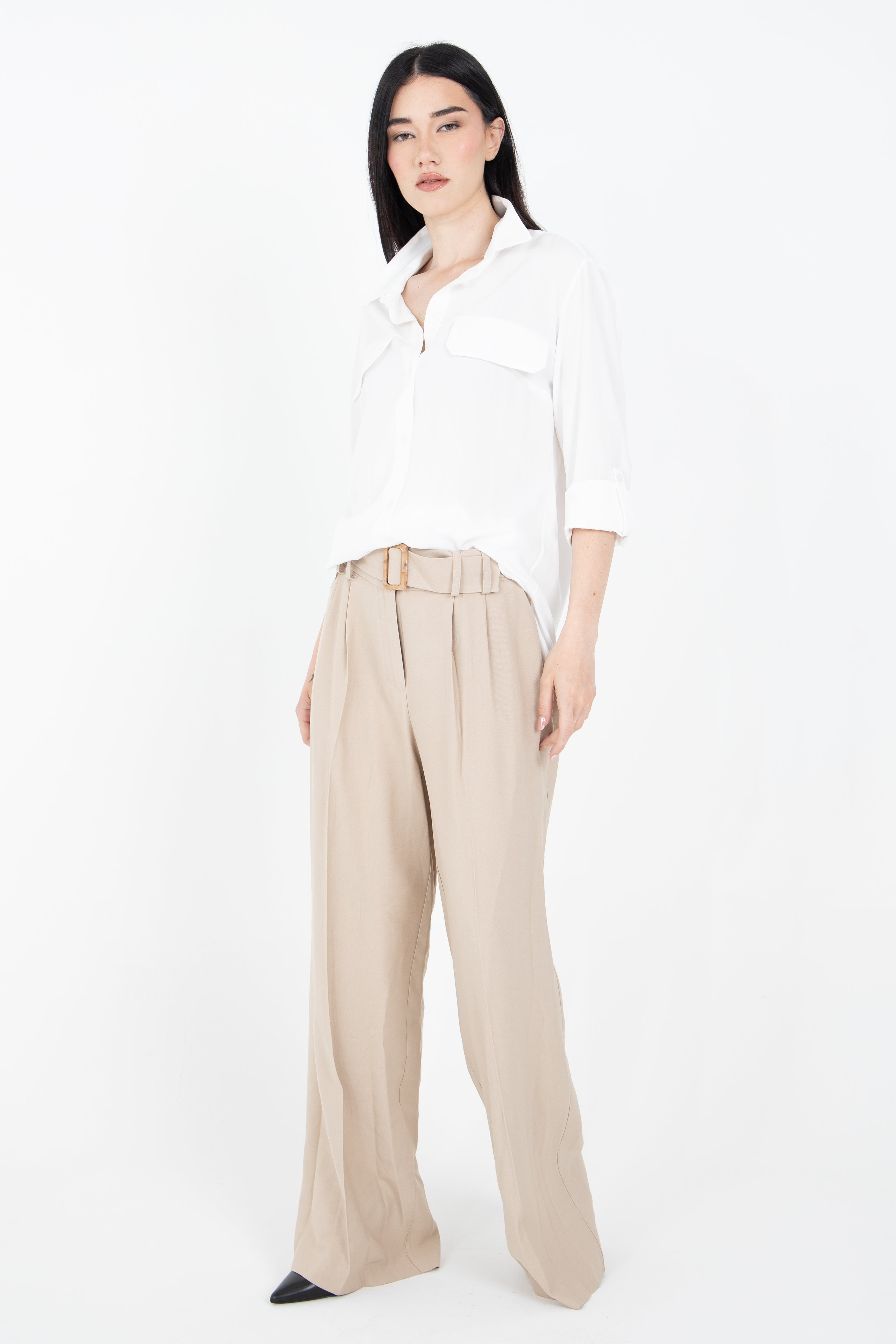 Pantalone palazzo con cintura coordinata