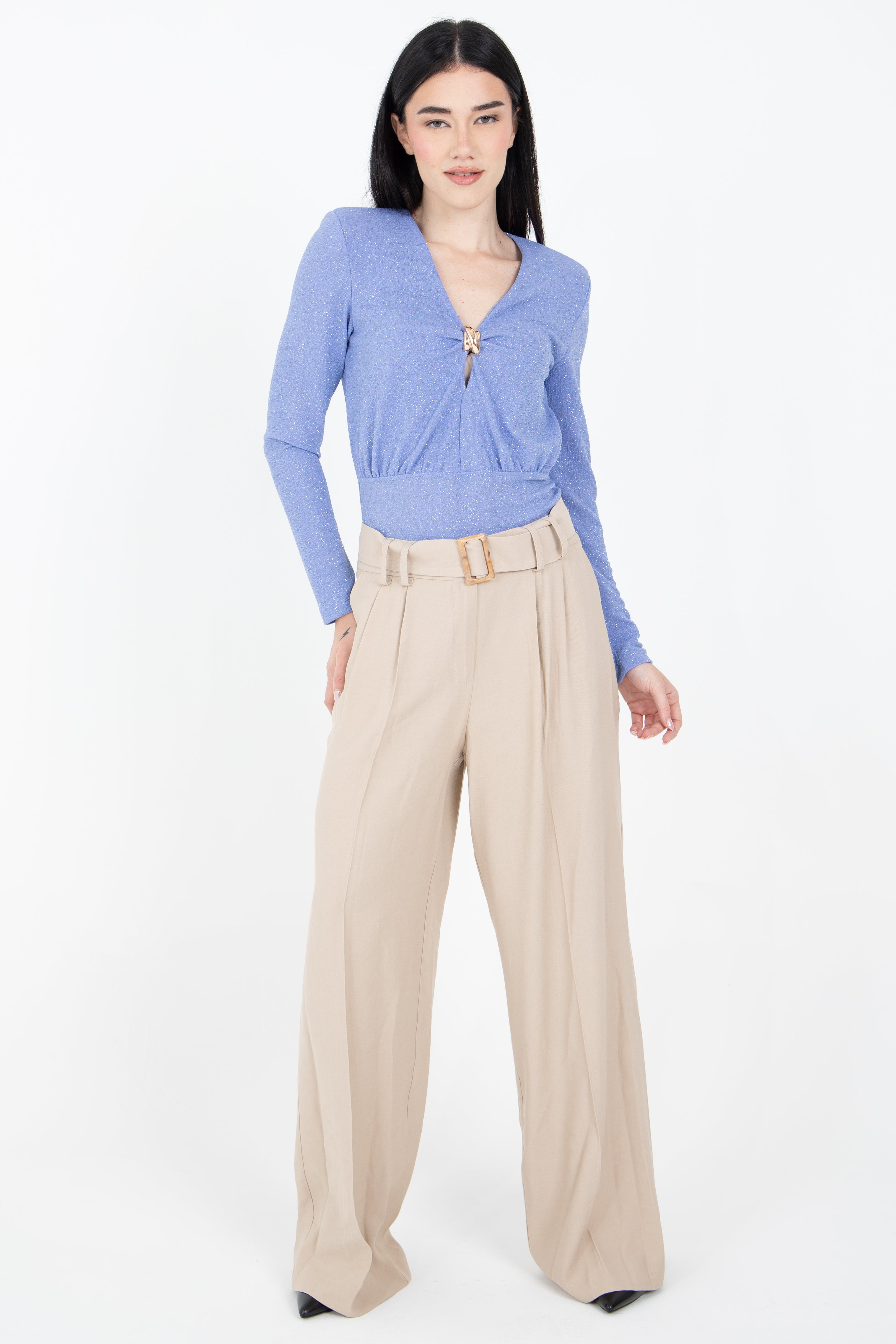 Pantalone palazzo con cintura coordinata